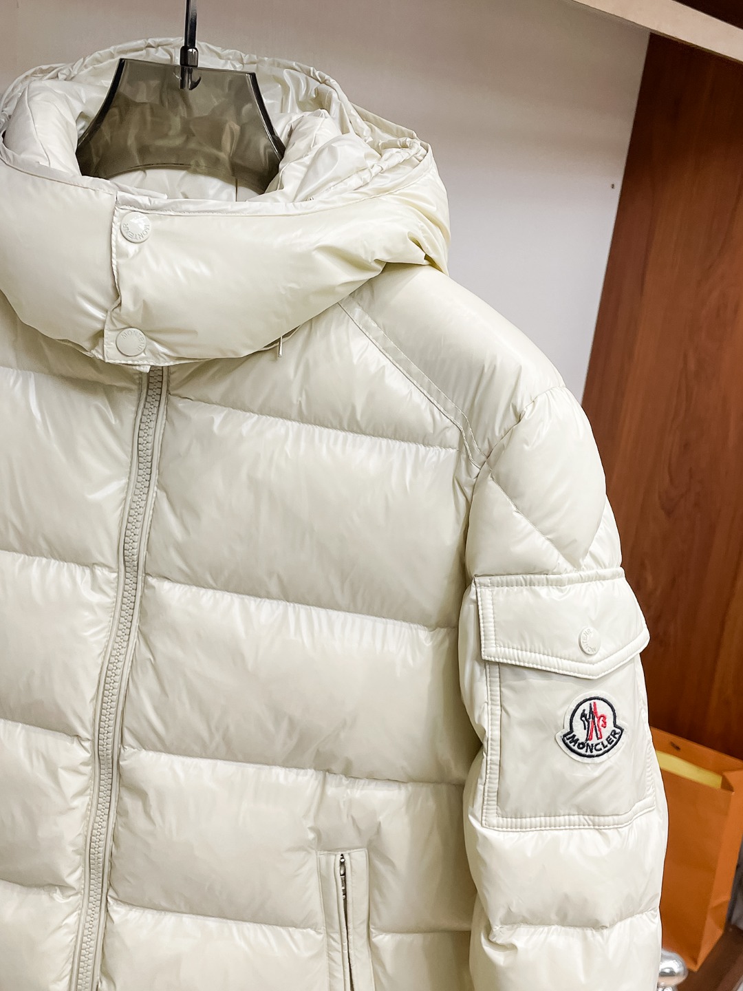 Moncler Down Jacket S-m-l-xl