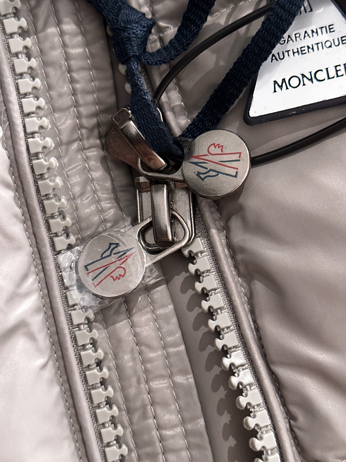 Moncler Down Jacket Goose Down Gray S-m-l