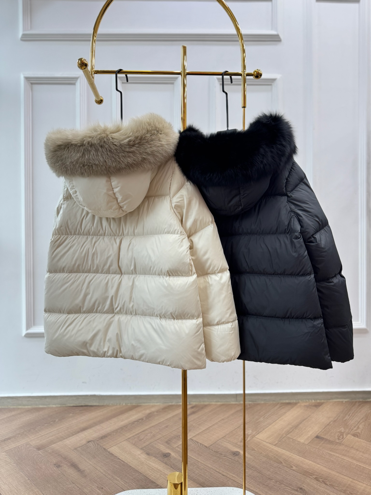 Moncler Down Jacket Black M-l