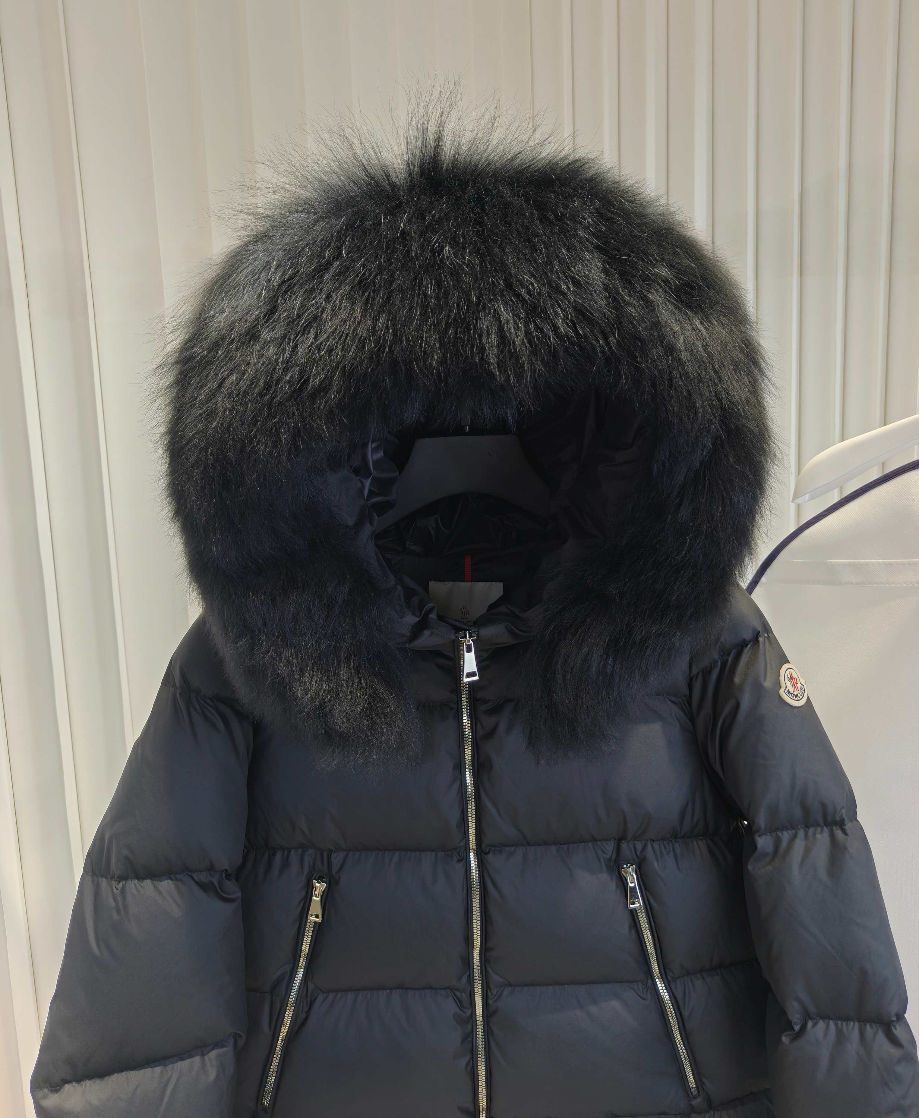 Moncler Female Down Jacket Black M-l