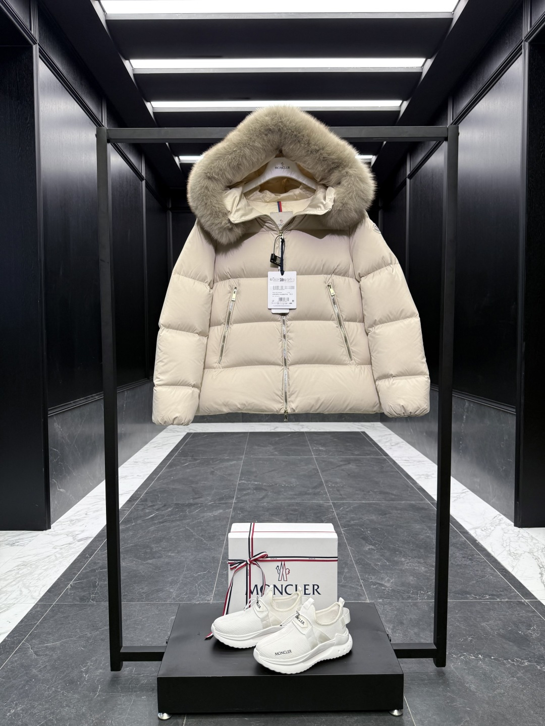 Moncler Female Jacket Wool Black Hooded S-m-l