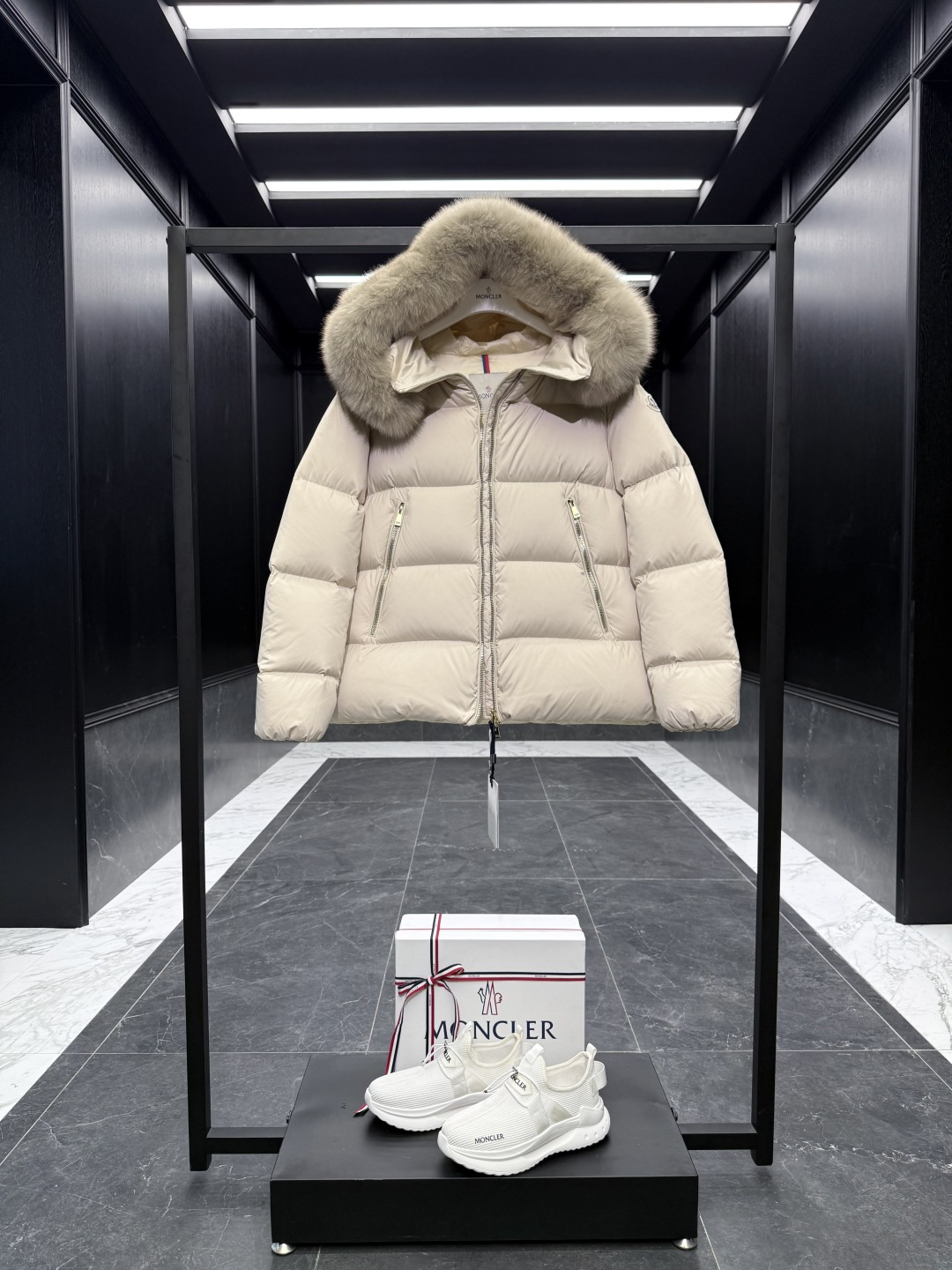 Moncler Female Jacket Wool Black Hooded S-m-l