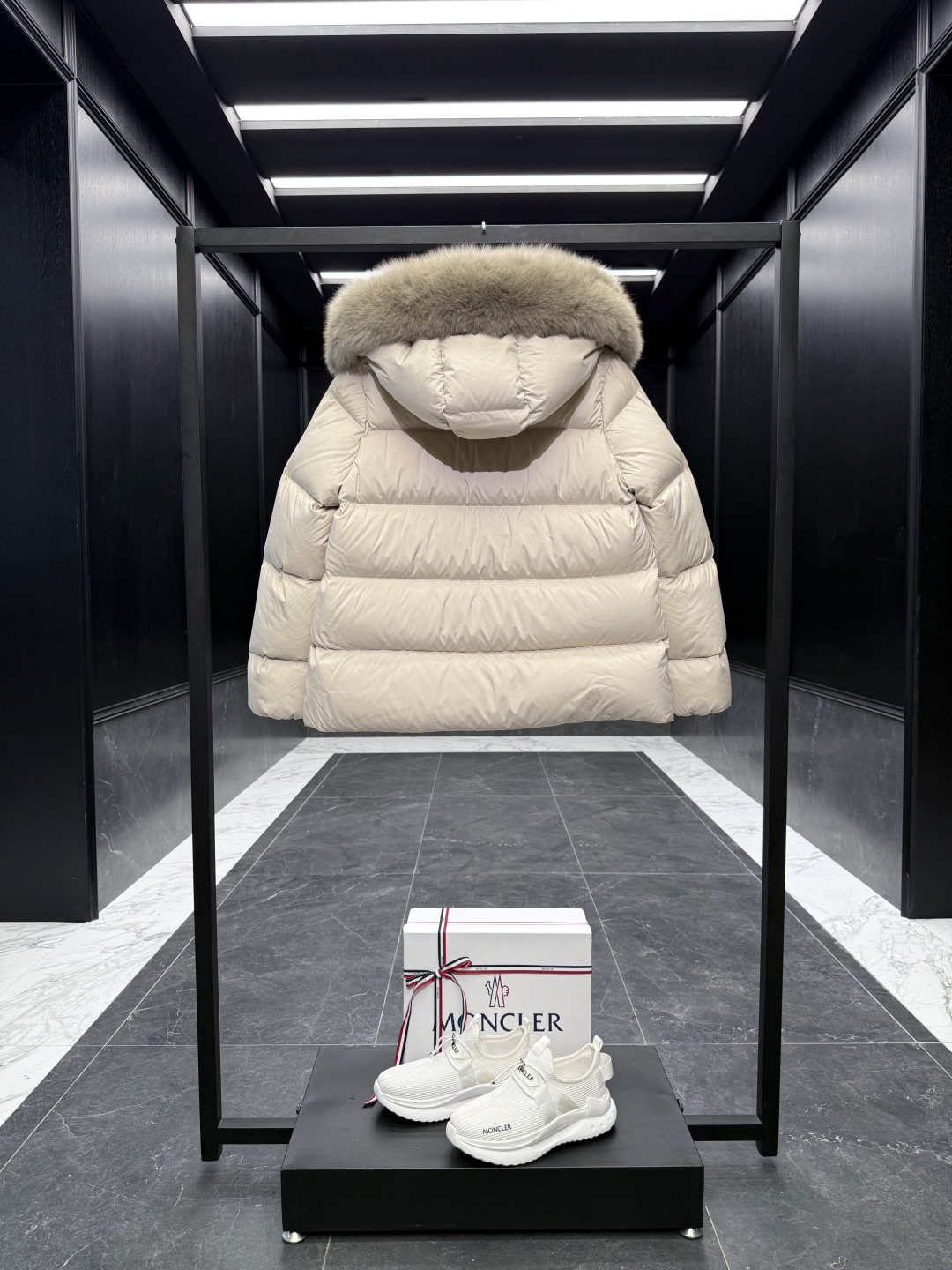 Moncler Female Jacket Wool Black Hooded S-m-l