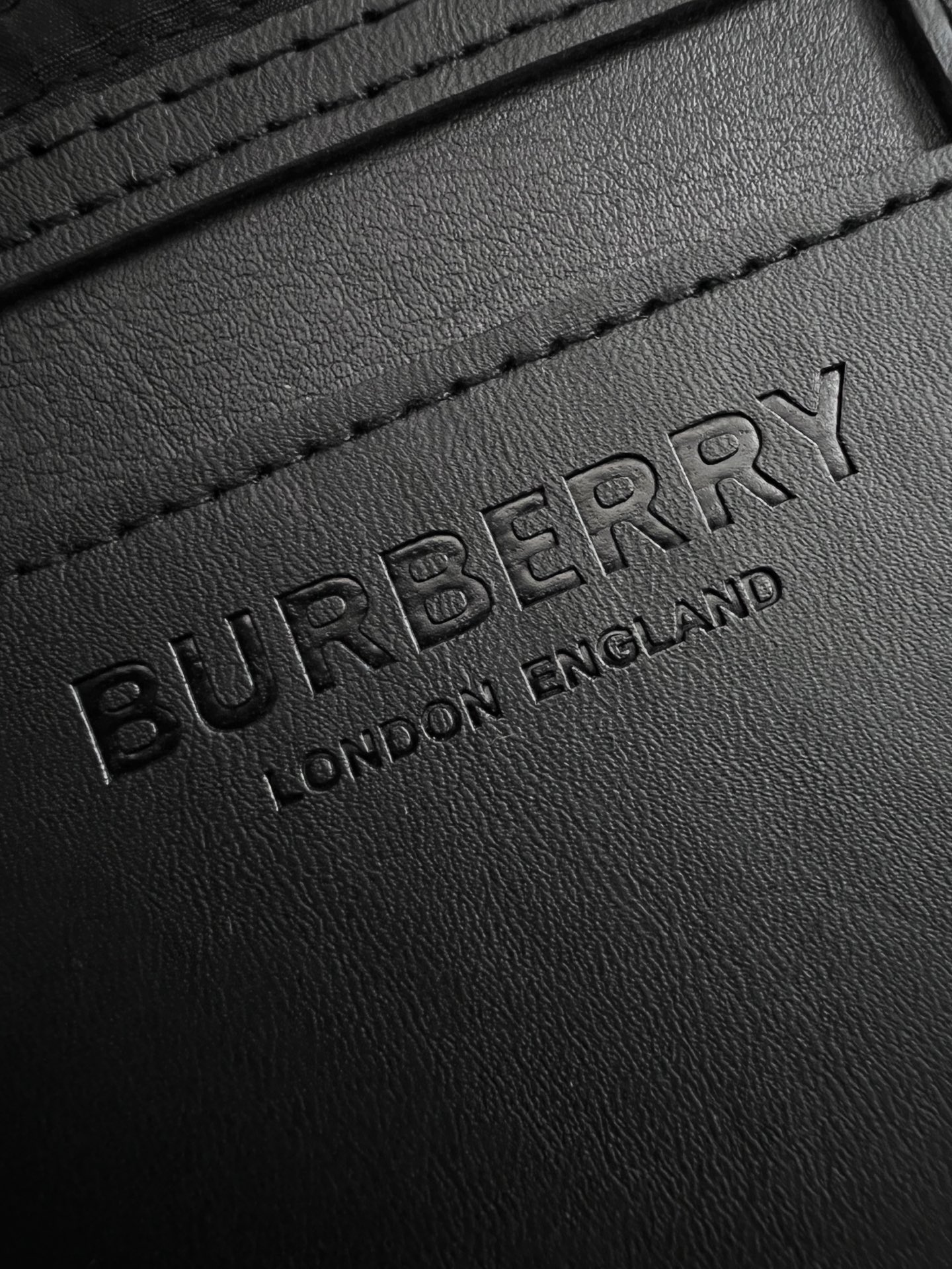 Burberry Basic Clothing White Duck Down Slim Fit M-xl