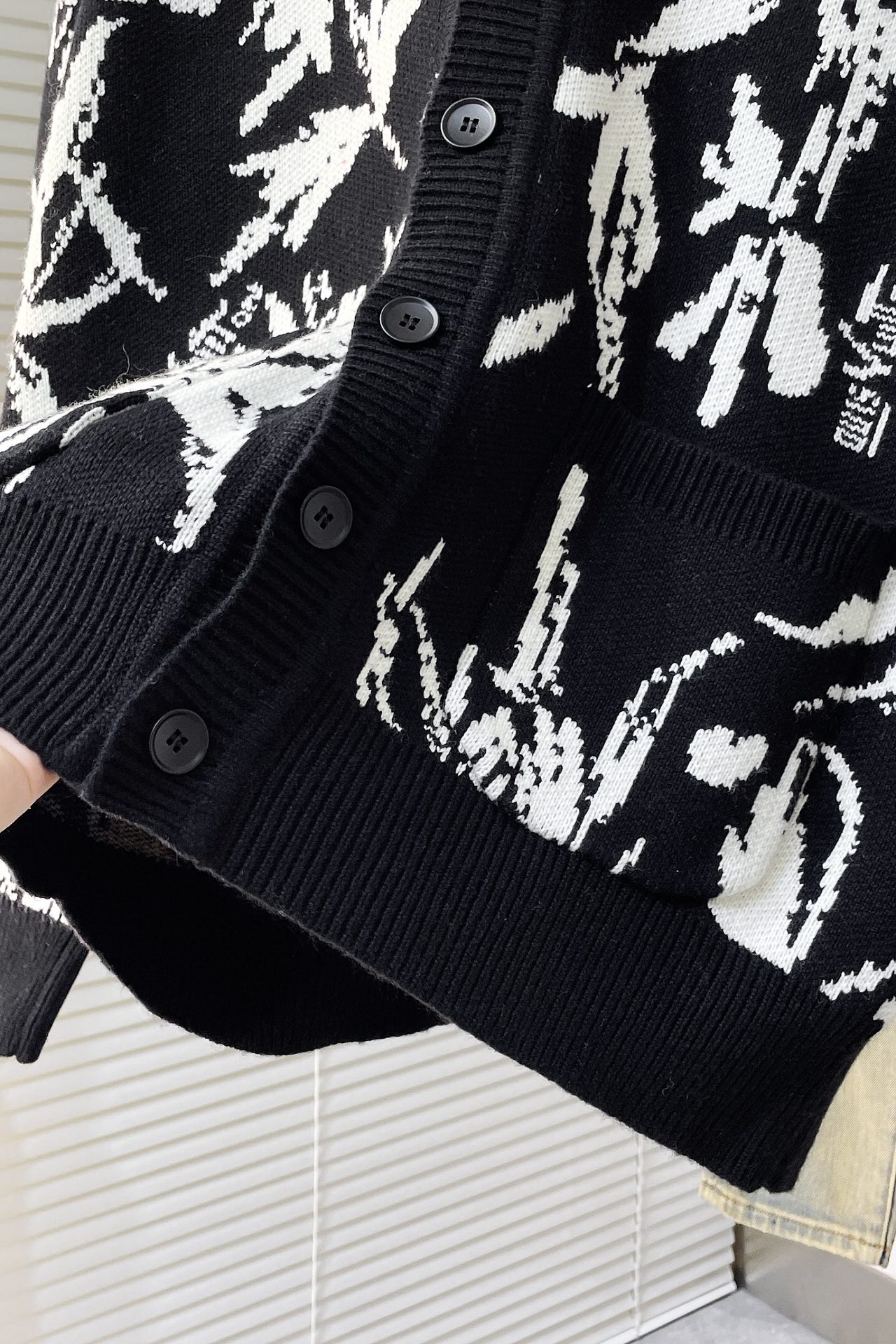 Louis Vuitton Basic Clothing Wool S-l-xl