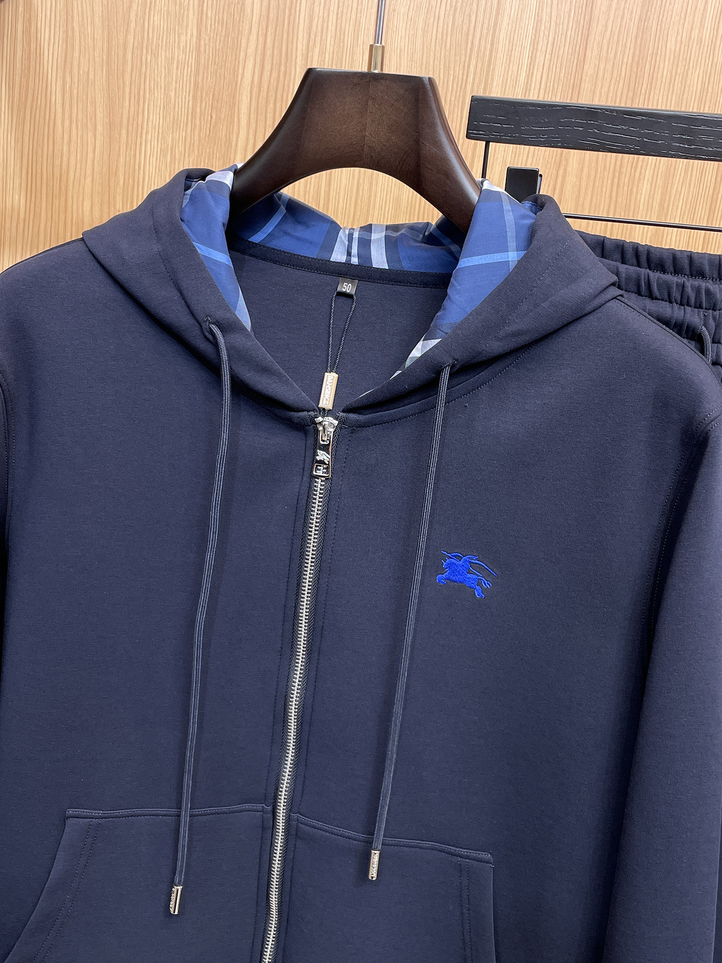 Burberry Basic Clothing M-xl