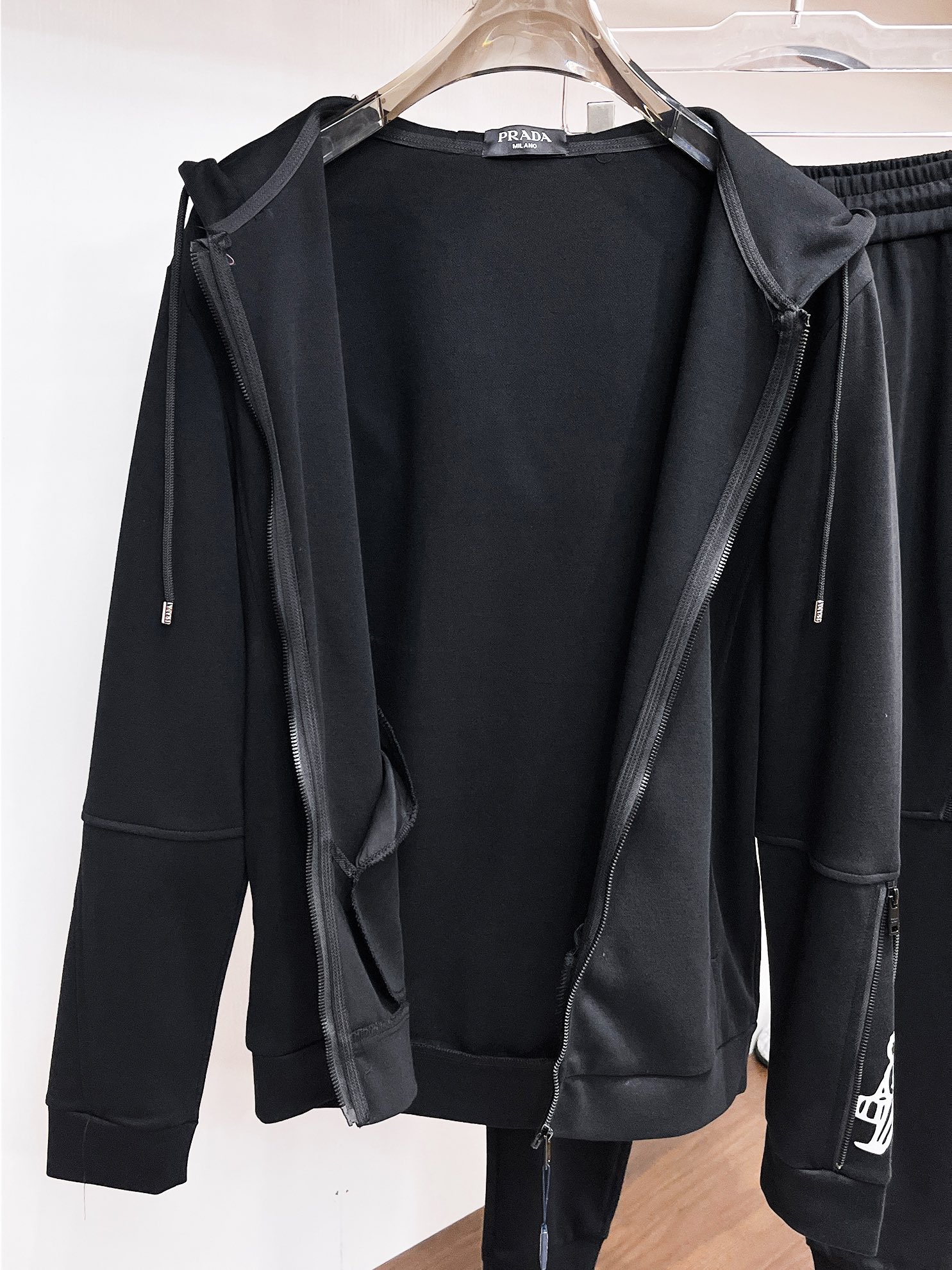 Prada Basic Clothing M-xxxl