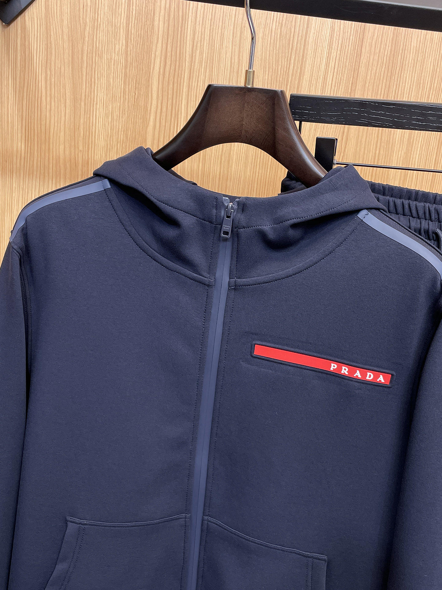 Prada Basic Clothing M-xl
