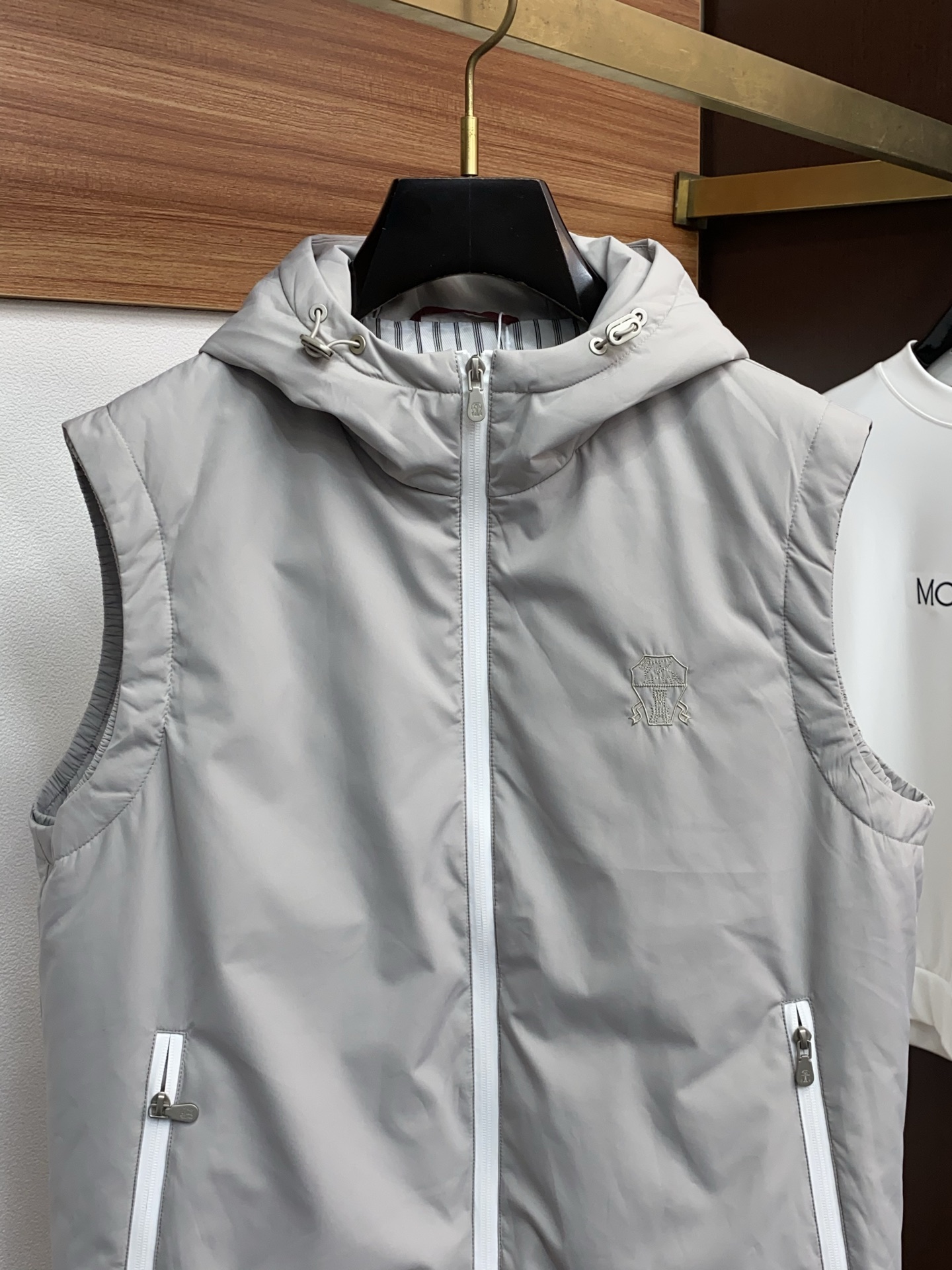 Brunello Cucinelli Couple Vest White Duck Down M-xl