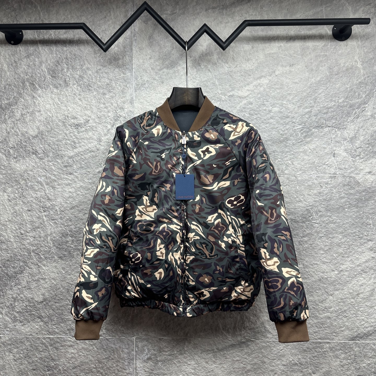 Louis Vuitton Couple Down Jacket White Duck Down Gray Loose Fit M-l-xl
