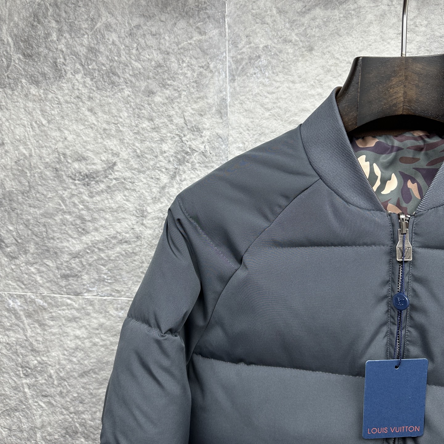 Louis Vuitton Couple Down Jacket White Duck Down Gray Loose Fit M-l-xl
