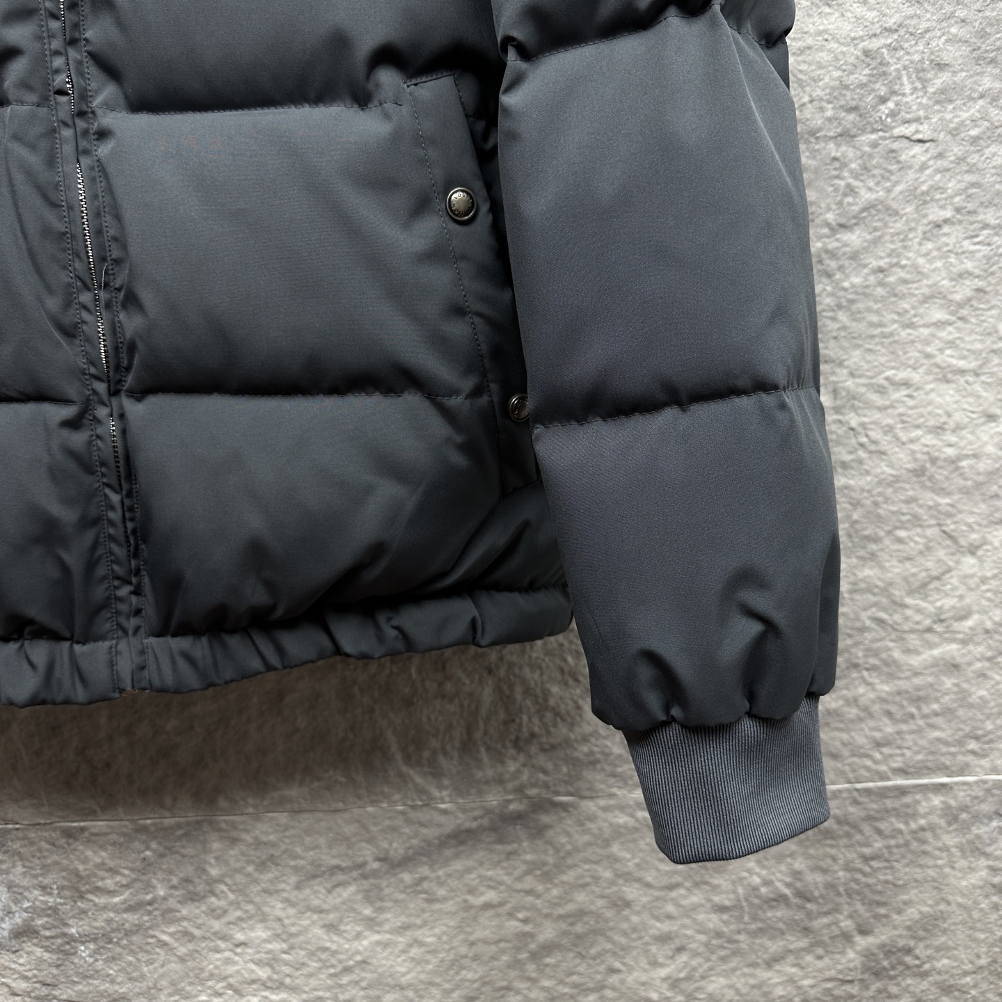 Louis Vuitton Couple Down Jacket White Duck Down Gray Loose Fit M-l-xl