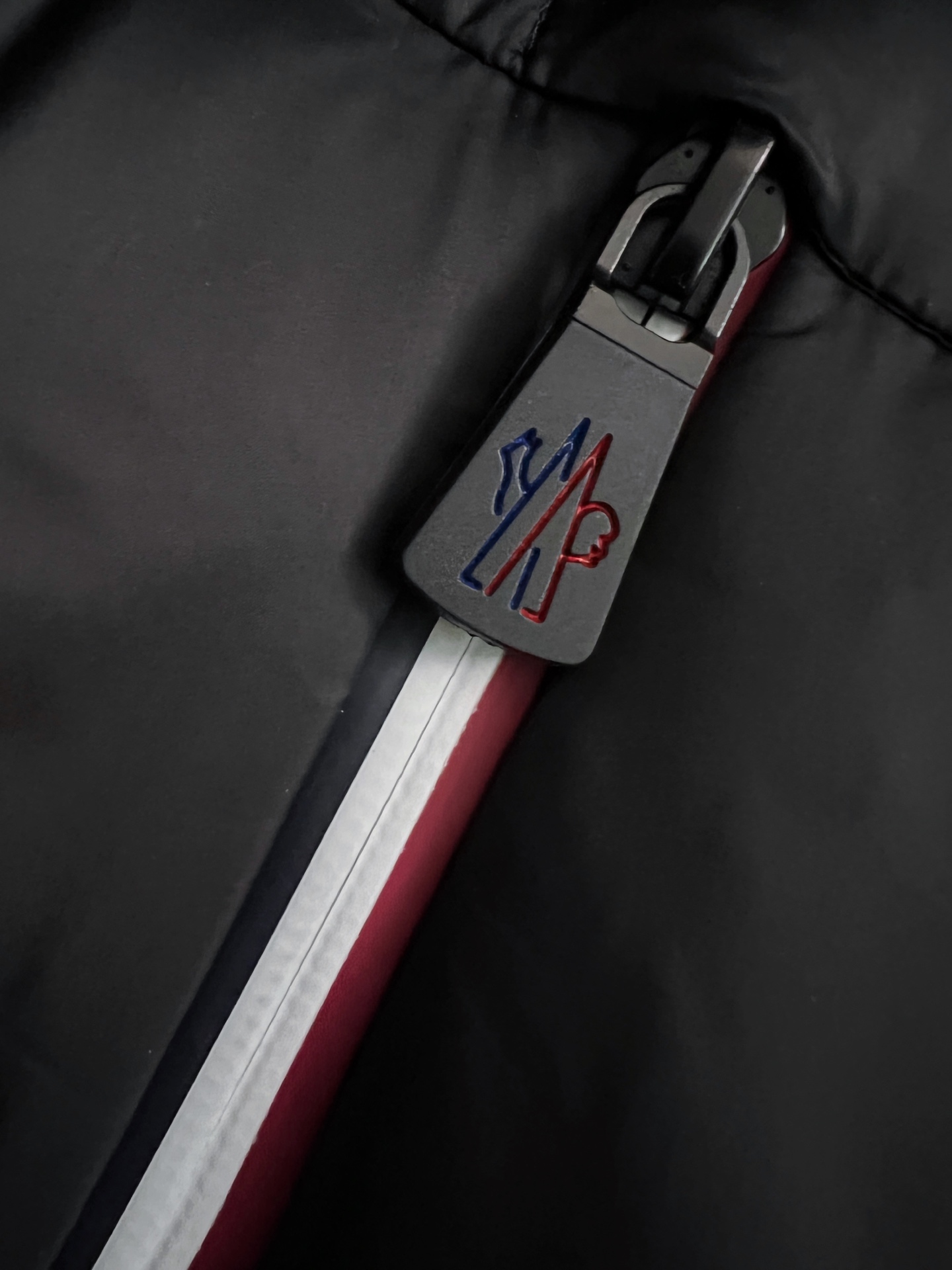 Moncler Down Jacket White Duck Down M
