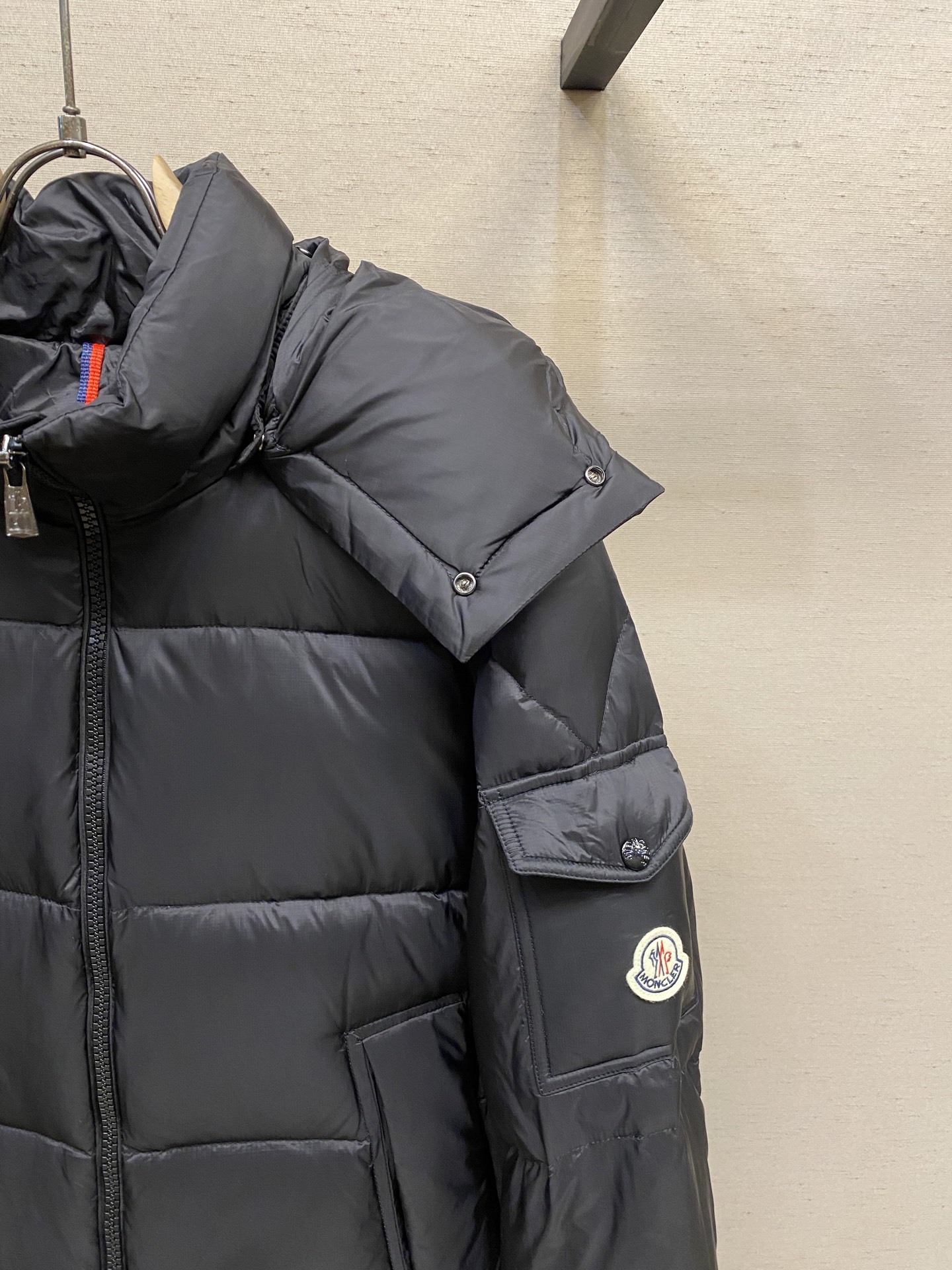 Moncler Female Down Jacket Hooded M-l