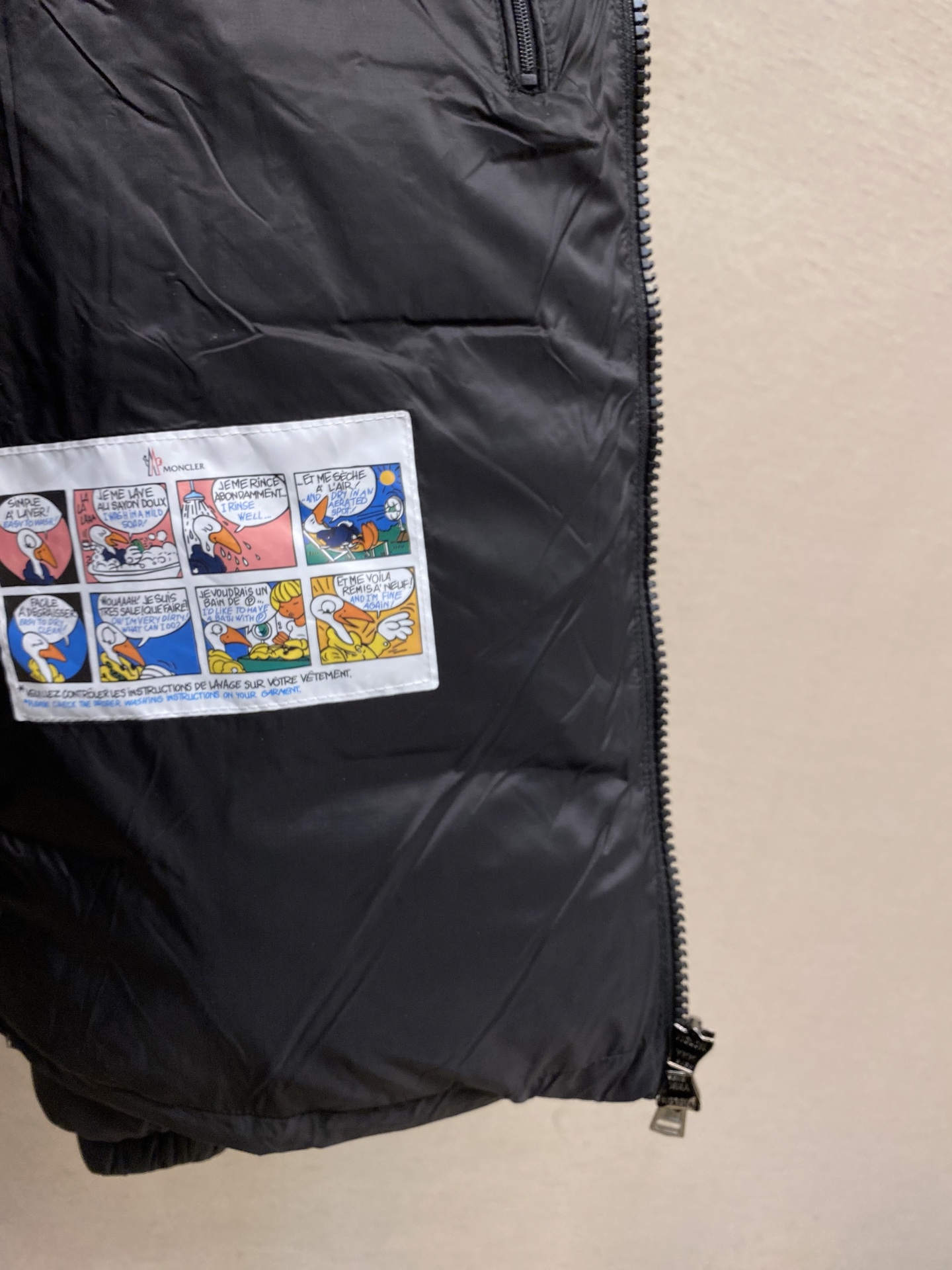 Moncler Female Down Jacket Hooded M-l