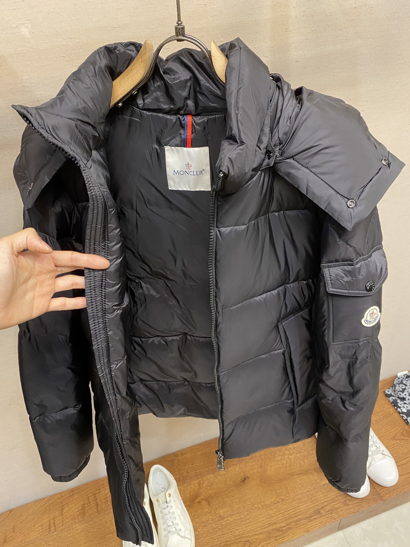 Moncler Female Down Jacket Hooded M-l