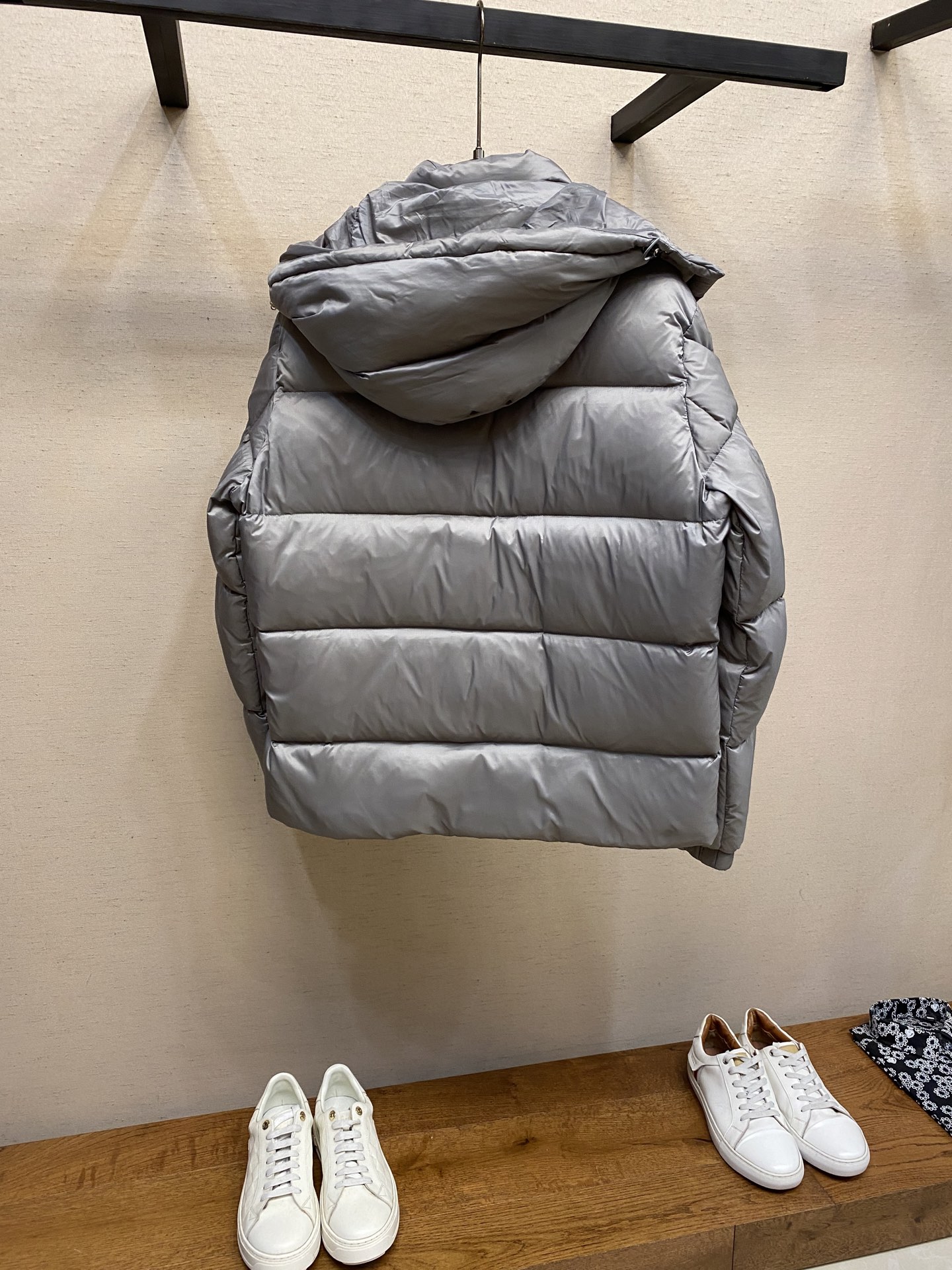 Moncler Female Down Jacket Hooded M-l