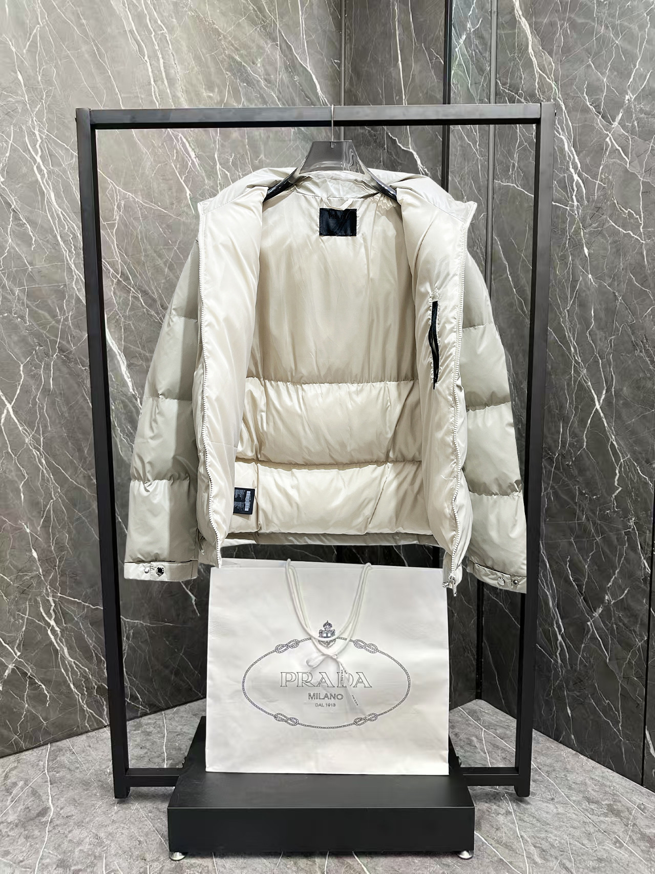 Prada Down Jacket S-m-l-xl
