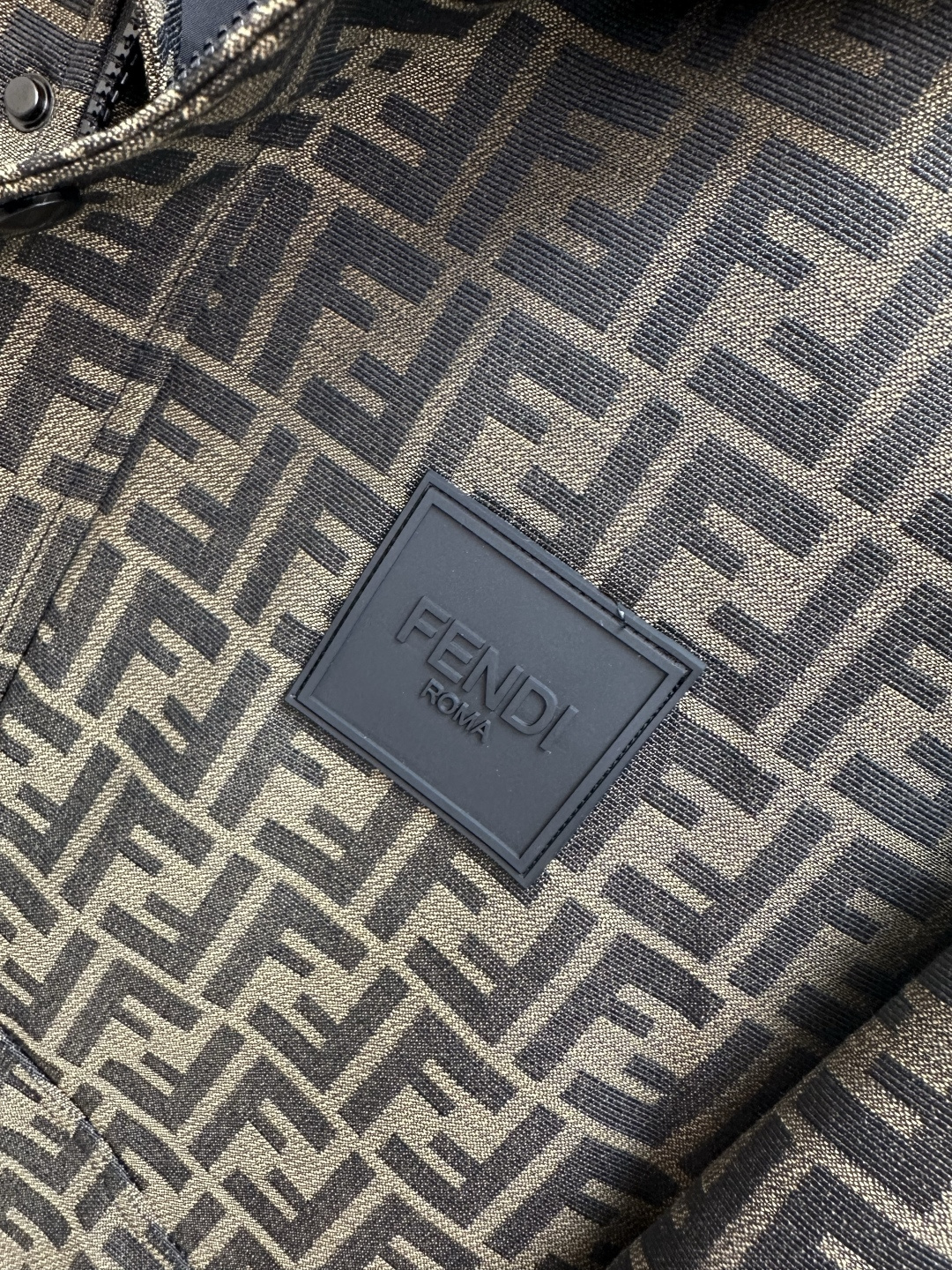 Fendi Jacket M-l-xl