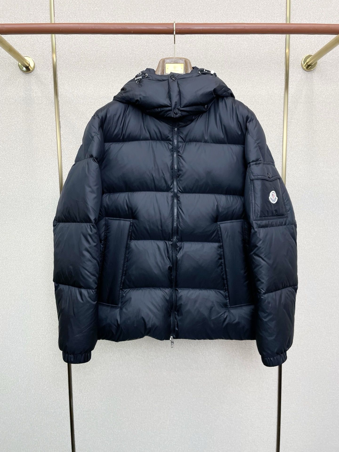 Moncler Down Jacket M-l-xl