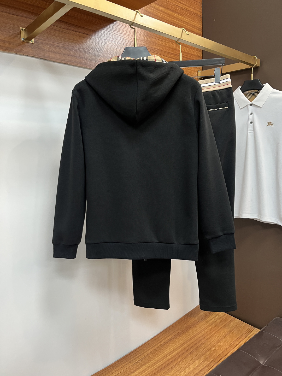 Burberry Basic Clothing S-m-xl