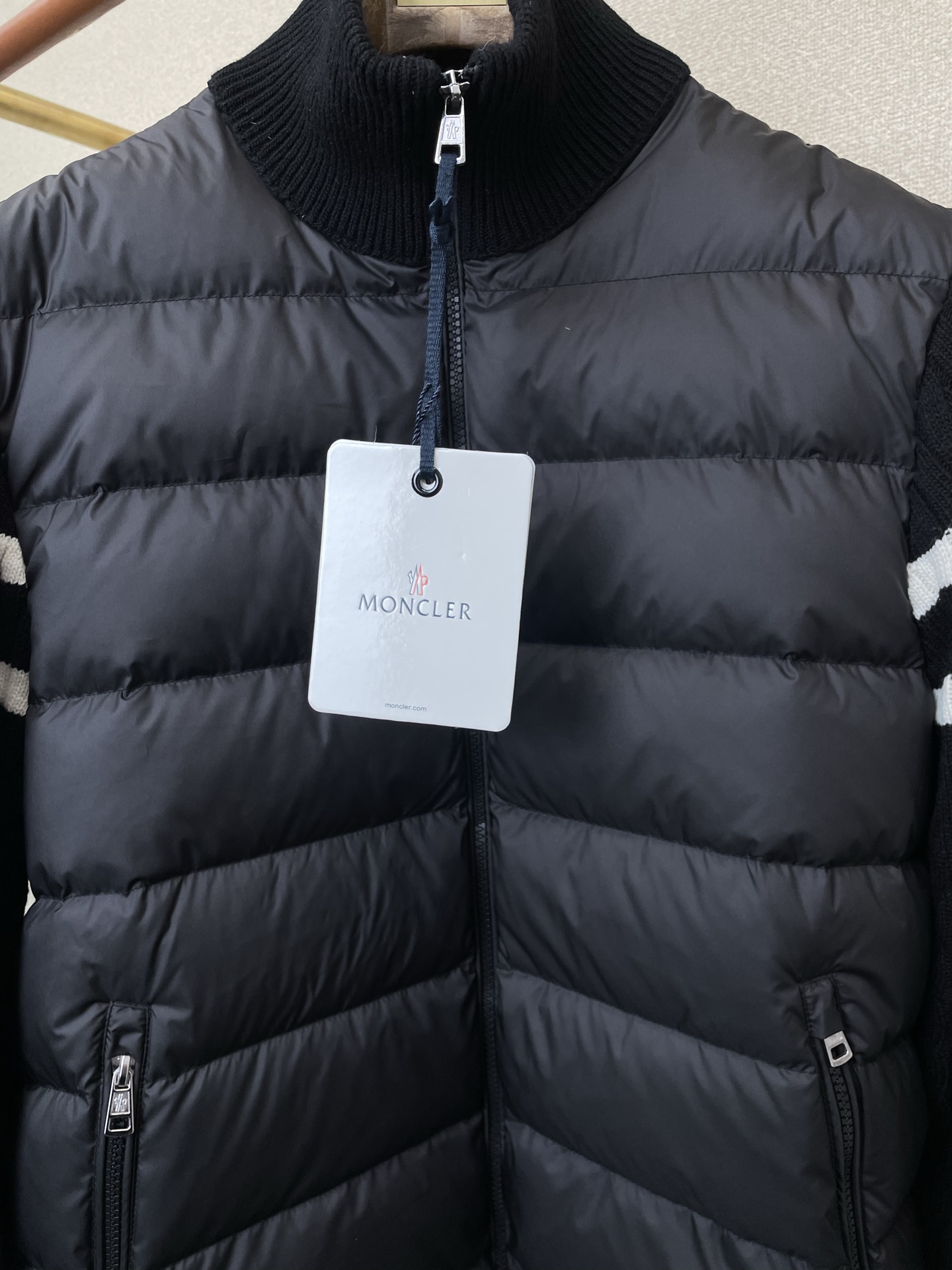 Moncler Down Jacket M-l