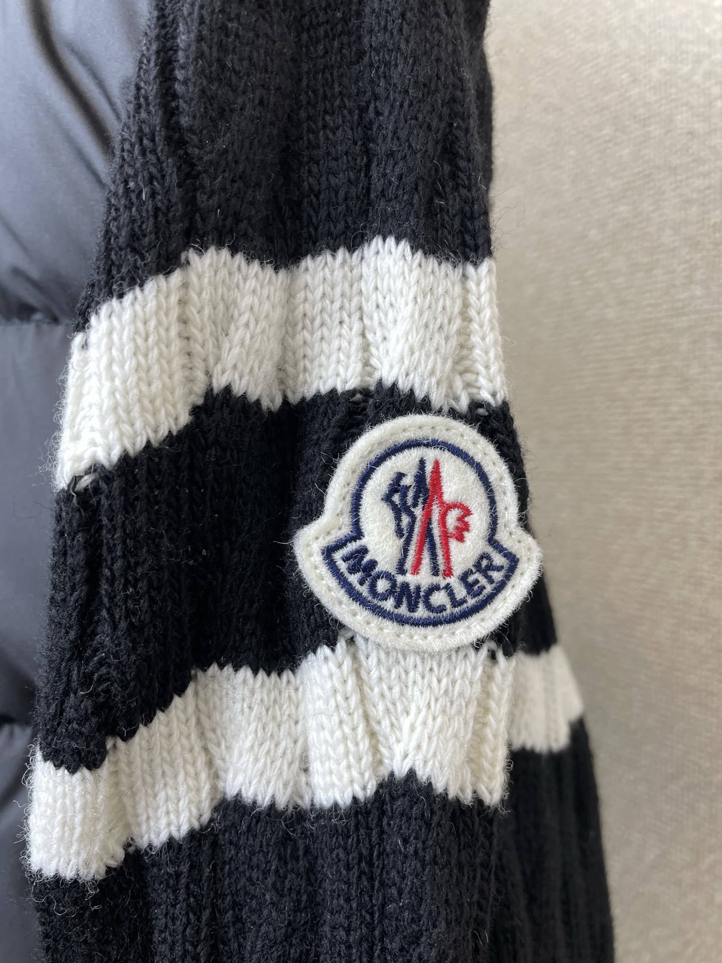 Moncler Down Jacket M-l