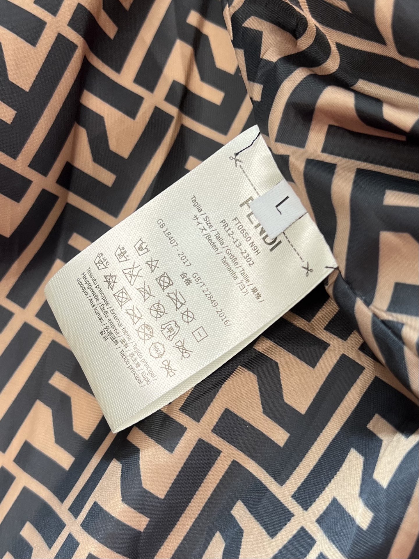 Fendi Down Jacket M-l-xxxl-175140
