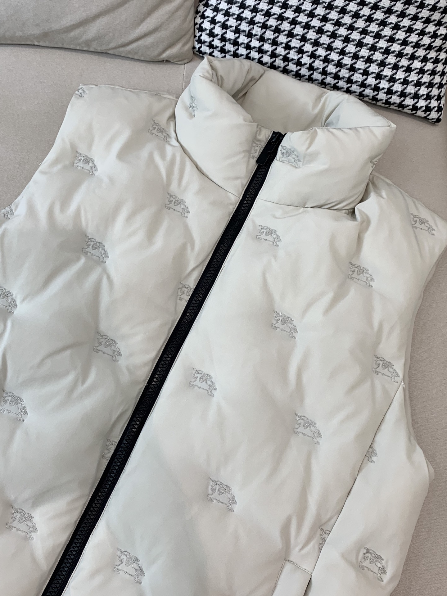 Burberry Male Down Vest Black