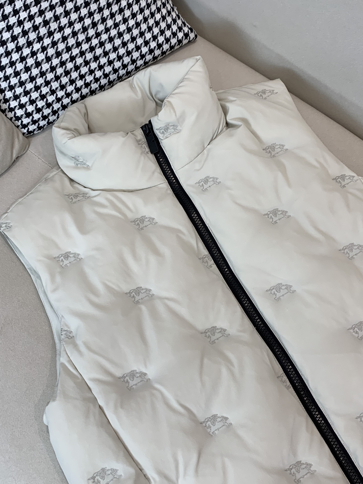 Burberry Male Down Vest Black