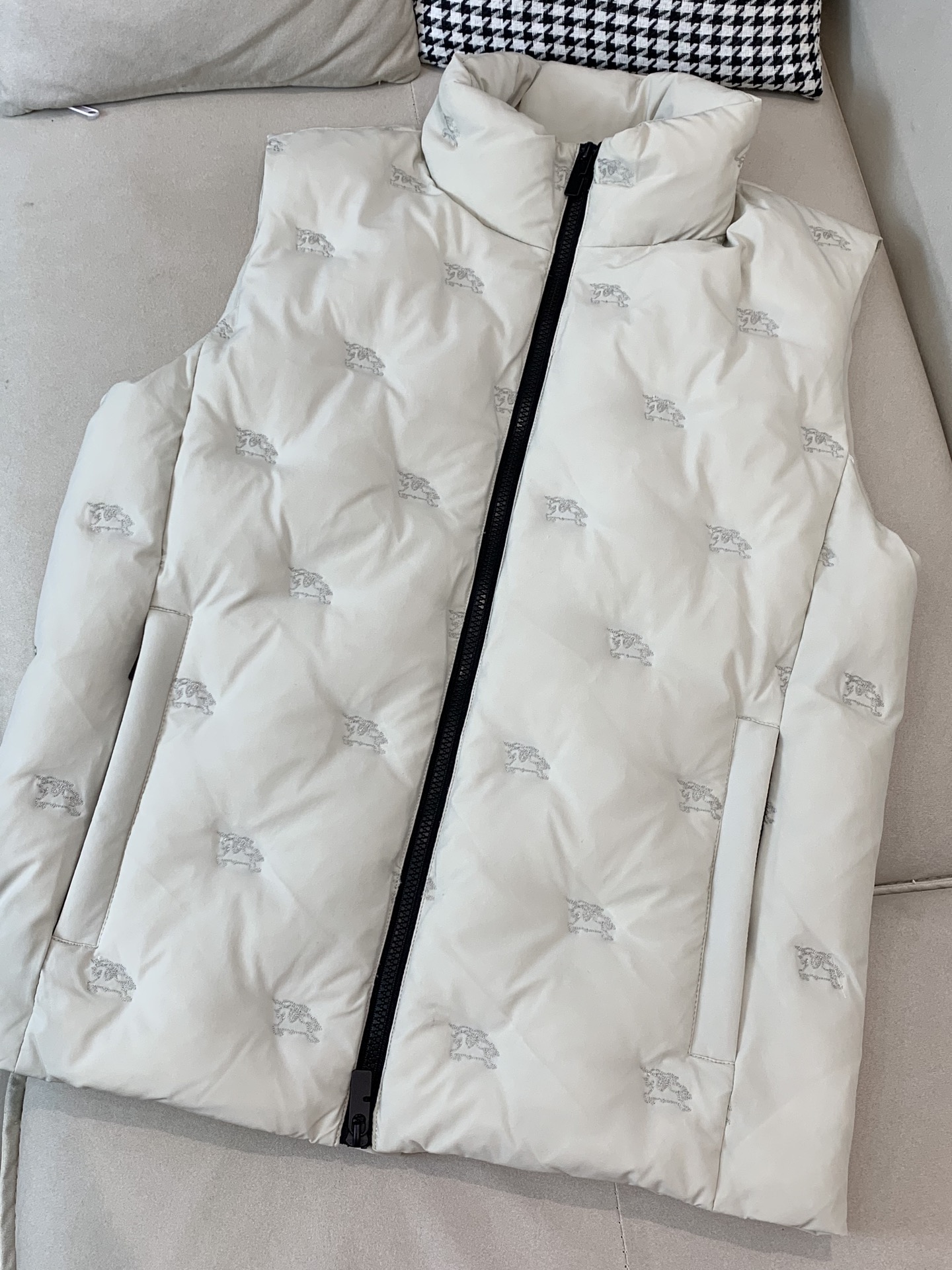 Burberry Male Down Vest Black