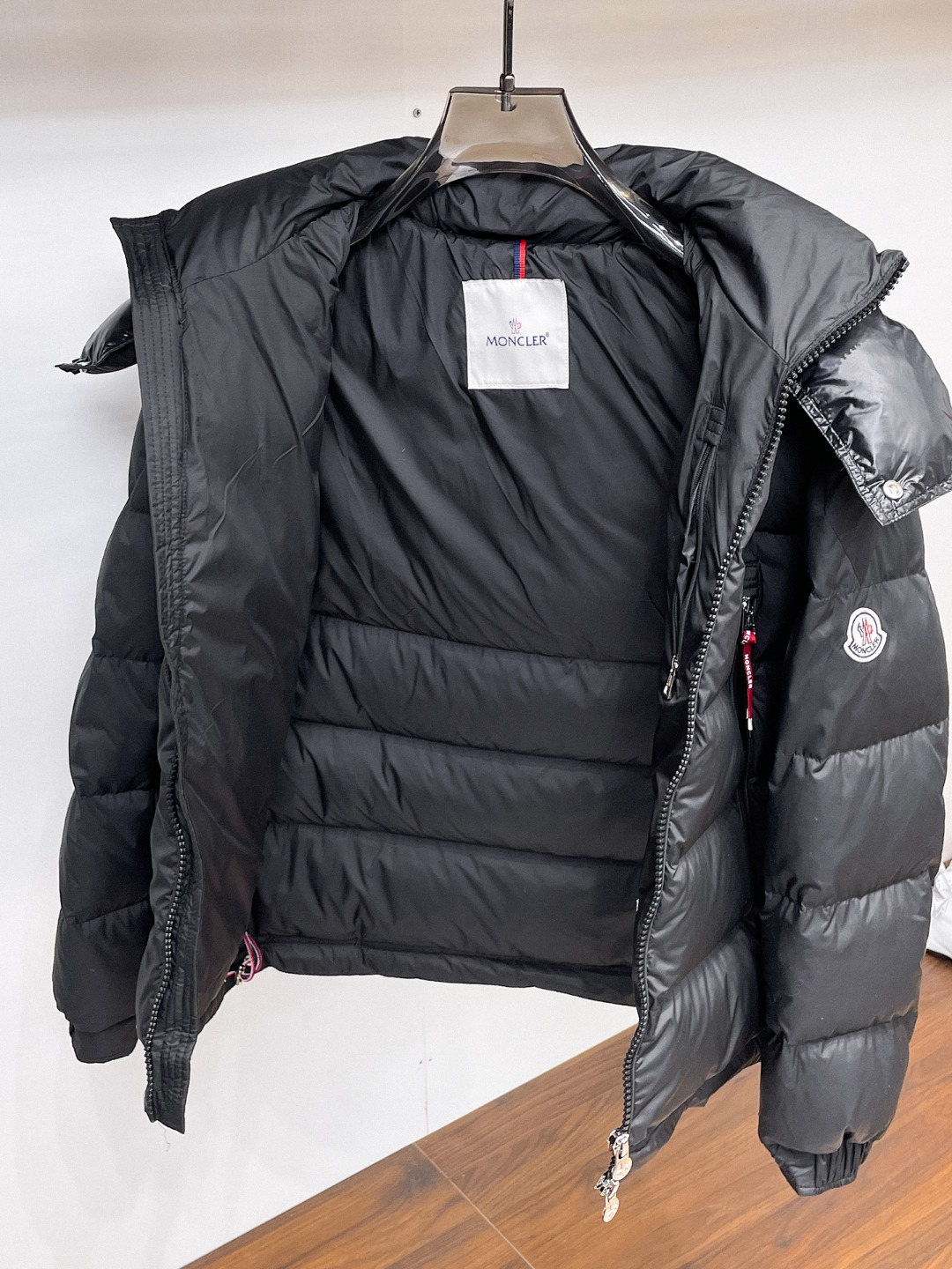 Moncler Down Jacket S-m-l-xl