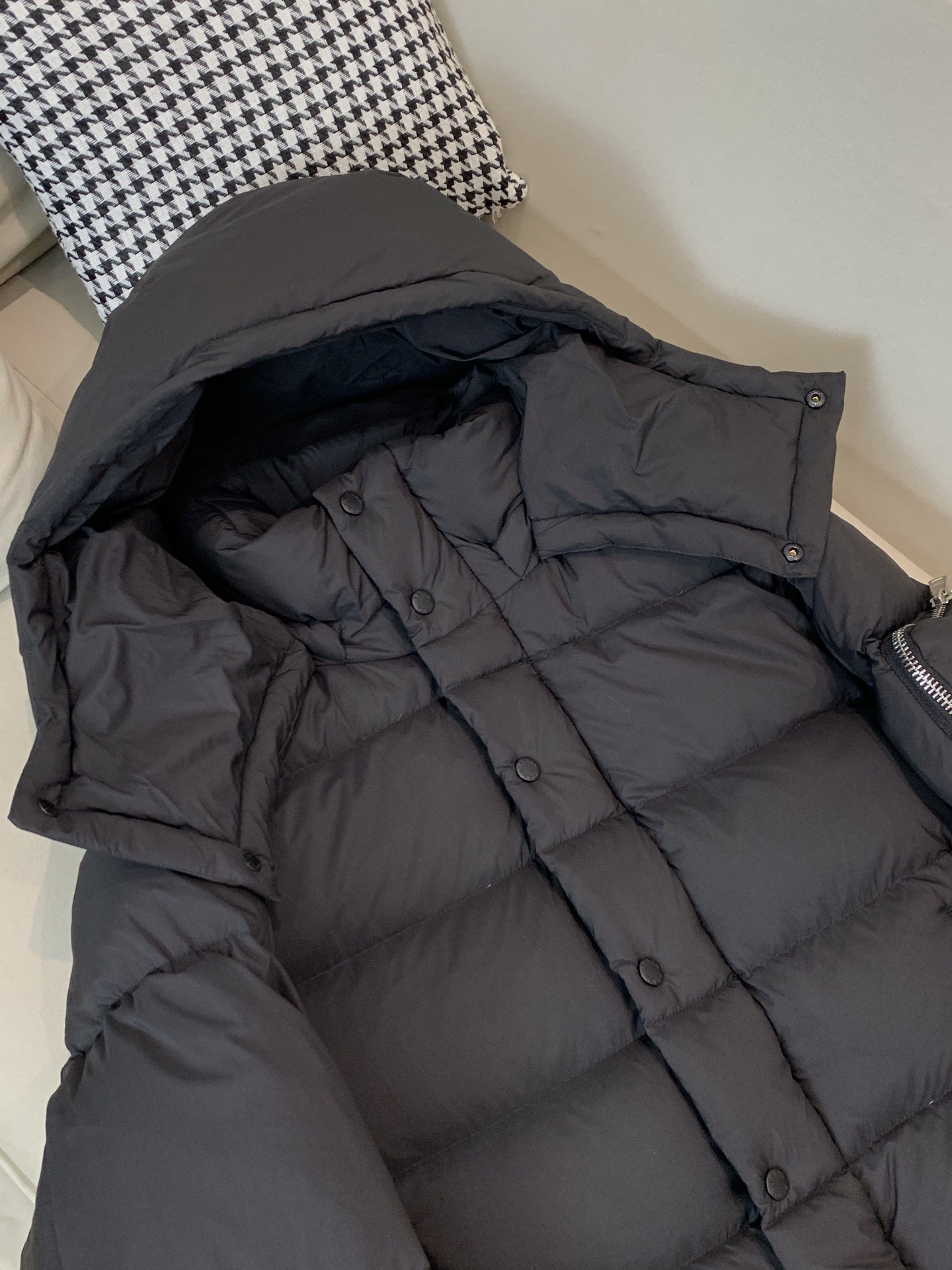 Prada Male Down Jacket Black Hooded S