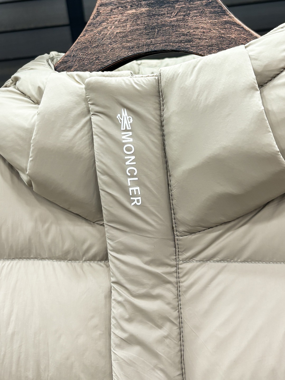 Moncler Down Jacket Goose Down M-l-xl