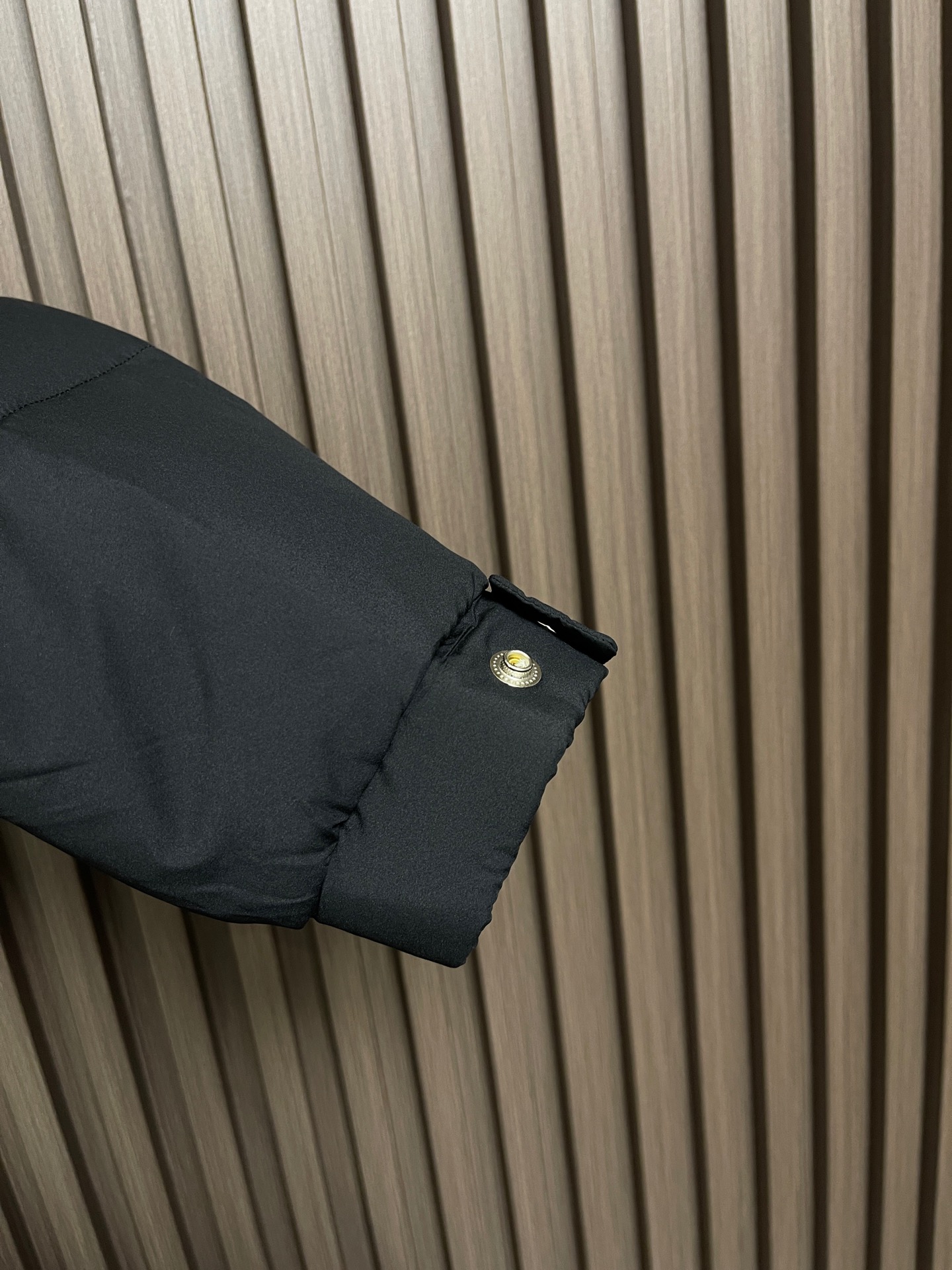 Moncler Down Jacket S-m-l-xl