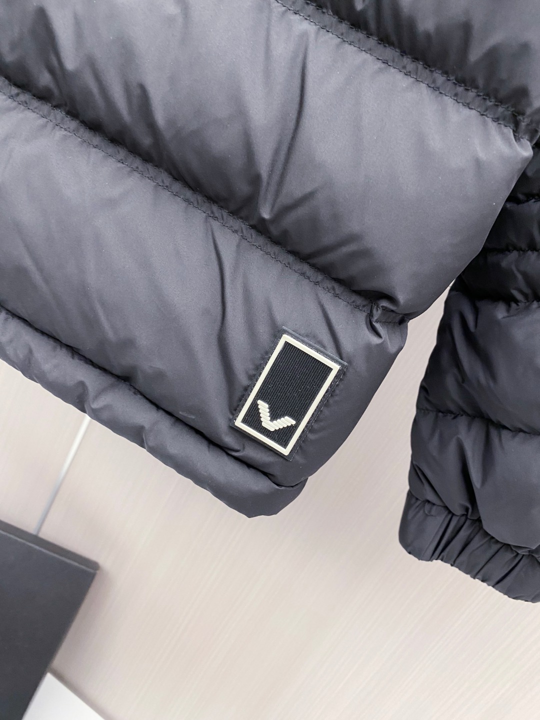 Armani Down Jacket White Duck Down M-56