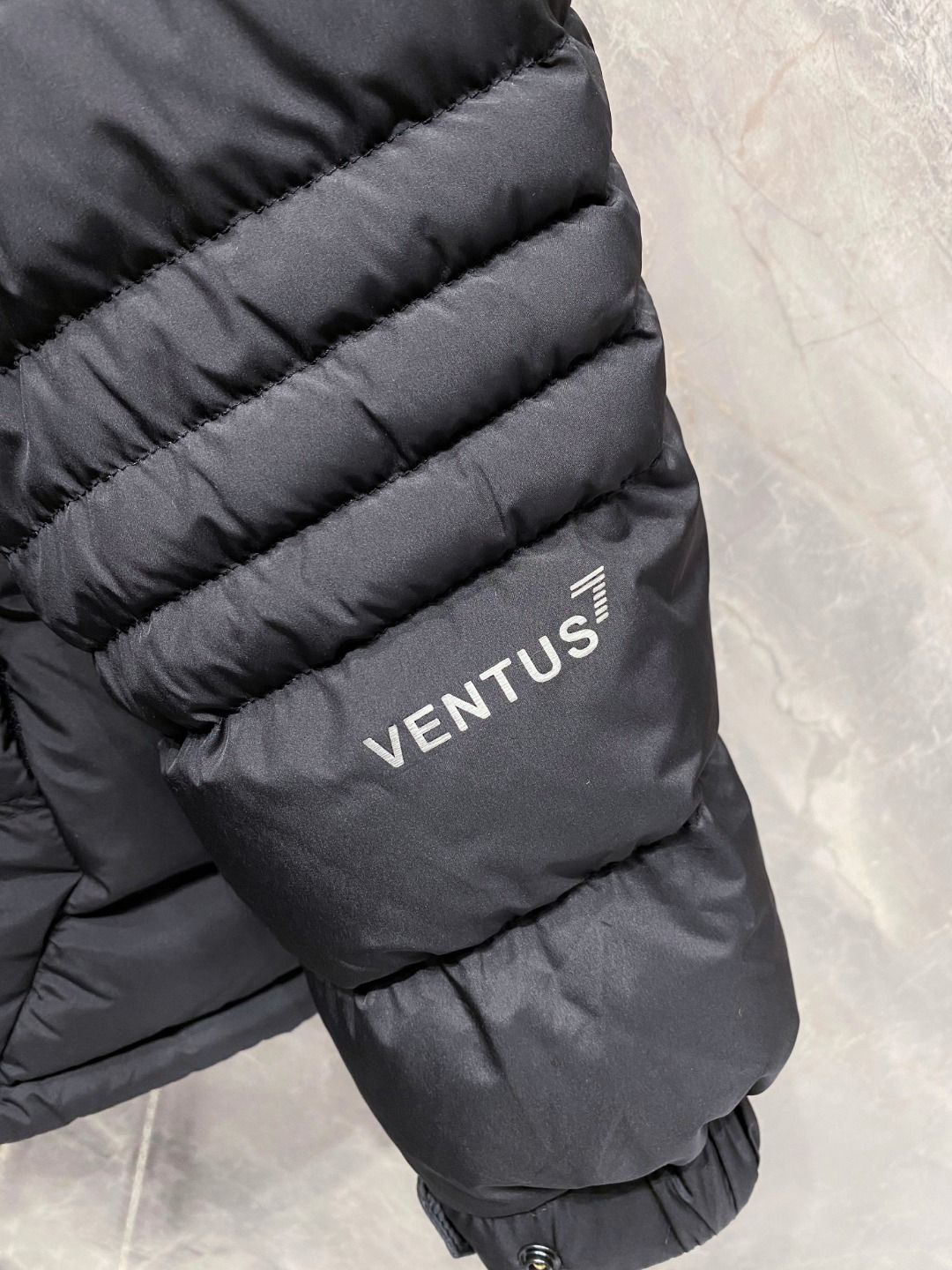Armani Down Jacket White Duck Down M-56