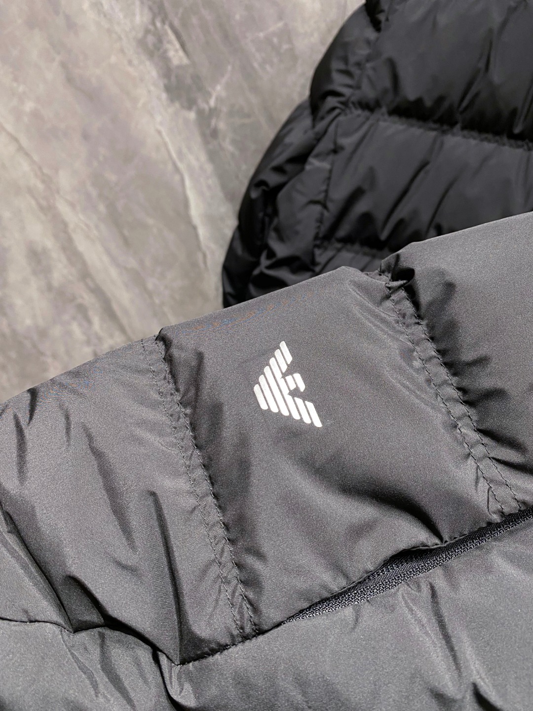 Armani Down Jacket White Duck Down M-56