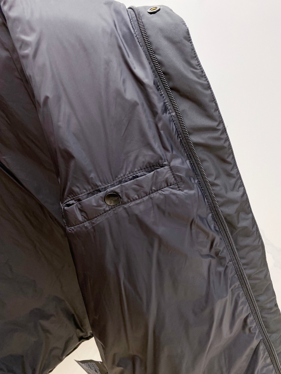Armani Down Jacket White Duck Down M-56