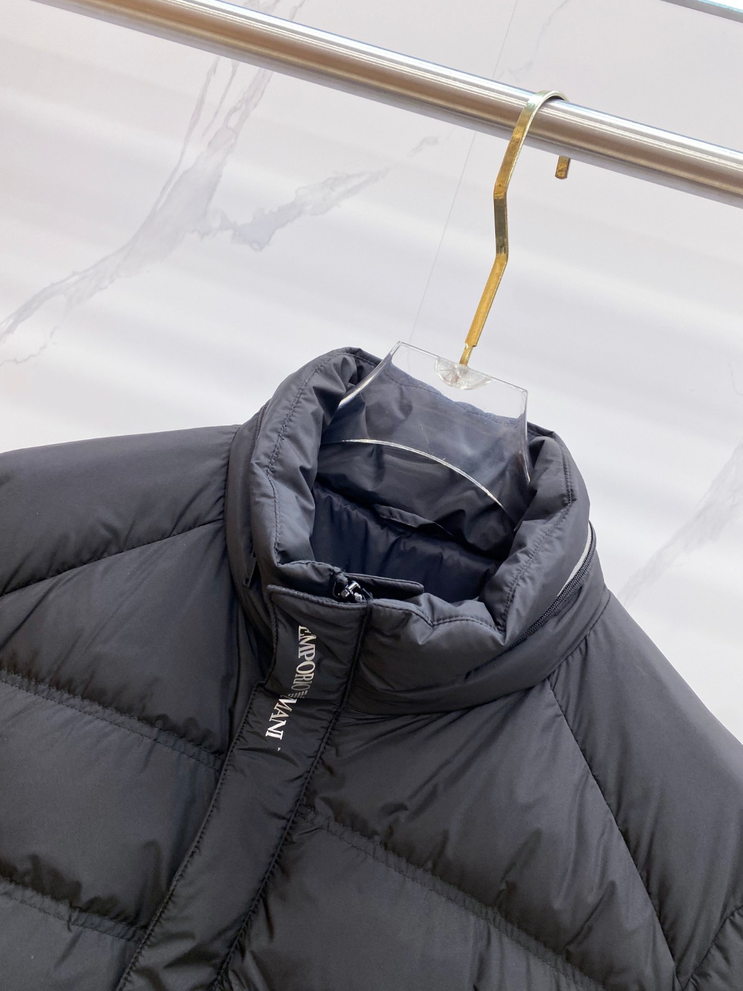 Armani Down Jacket White Duck Down M-56