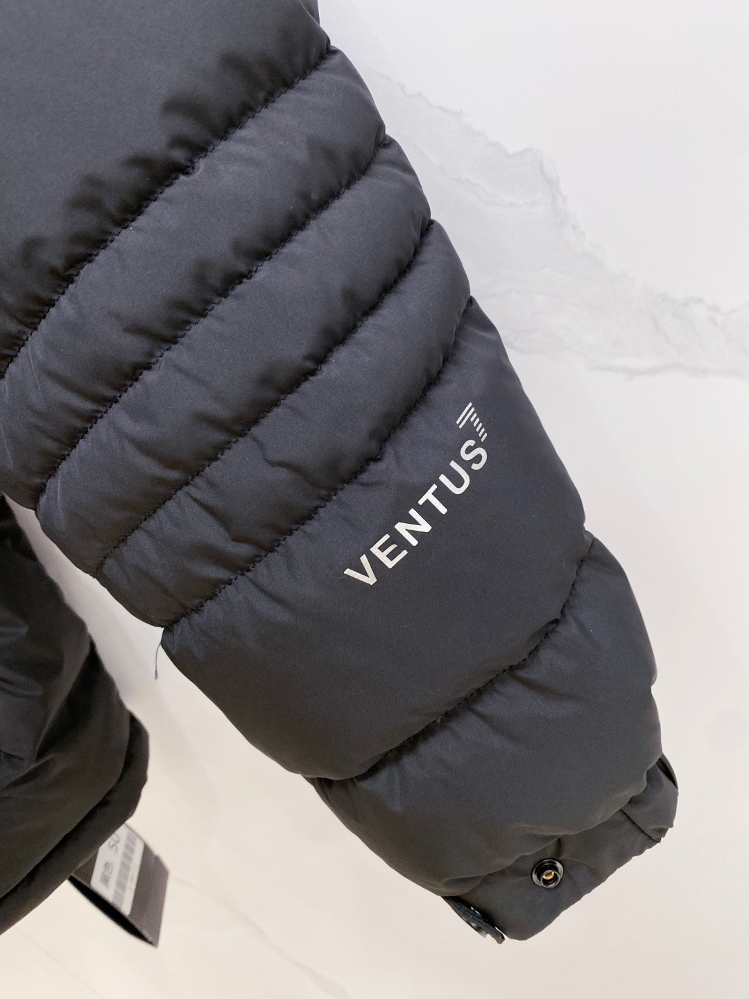 Armani Down Jacket White Duck Down M-56