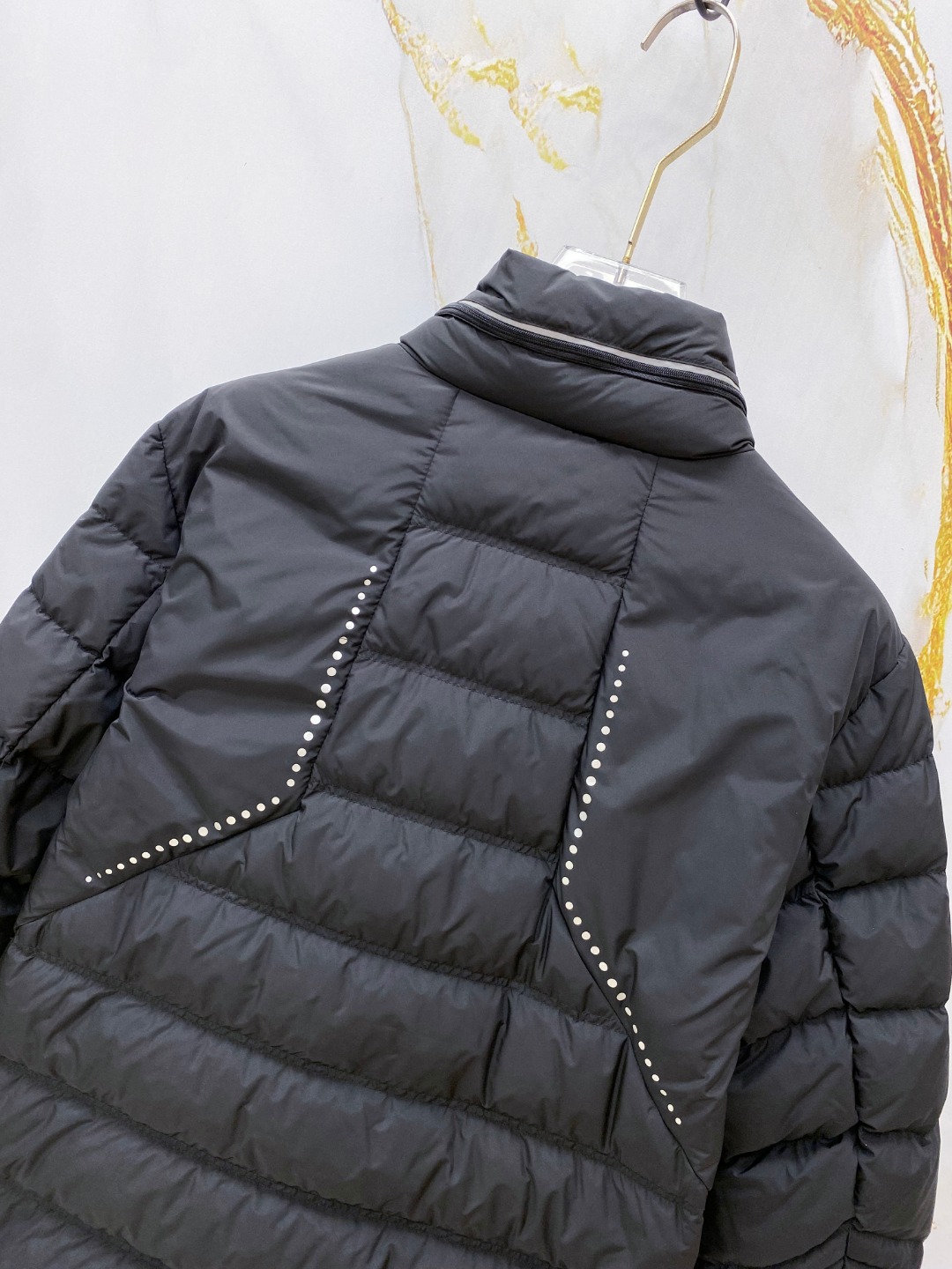 Armani Down Jacket White Duck Down M-56