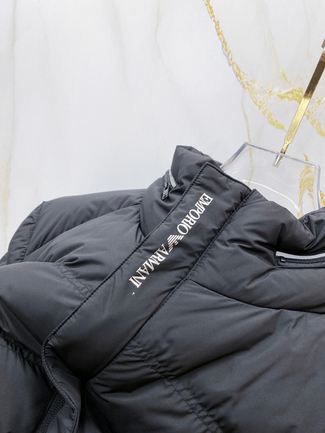 Armani Down Jacket White Duck Down M-56