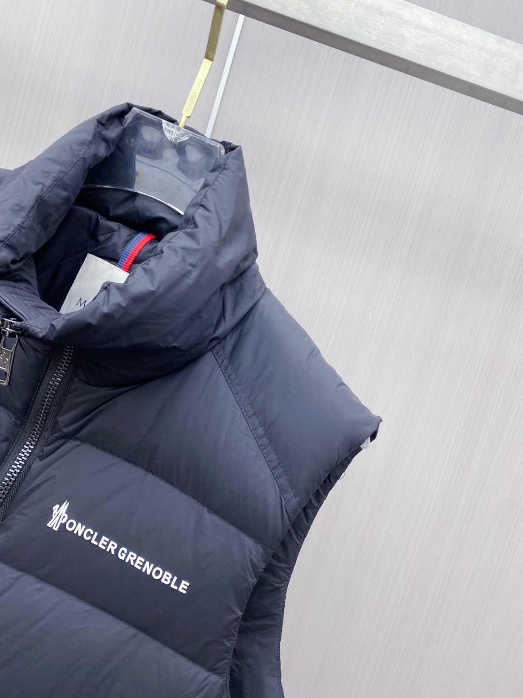 Moncler Down Vest White Duck Down Black M-l