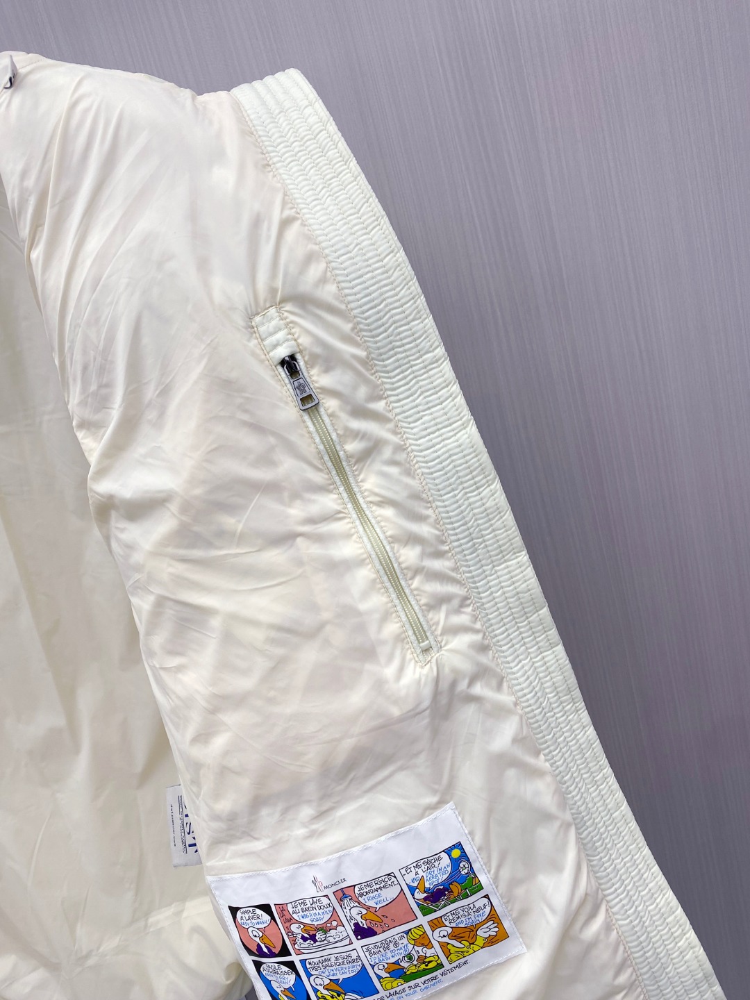 Moncler Down Vest White Duck Down Black M-l