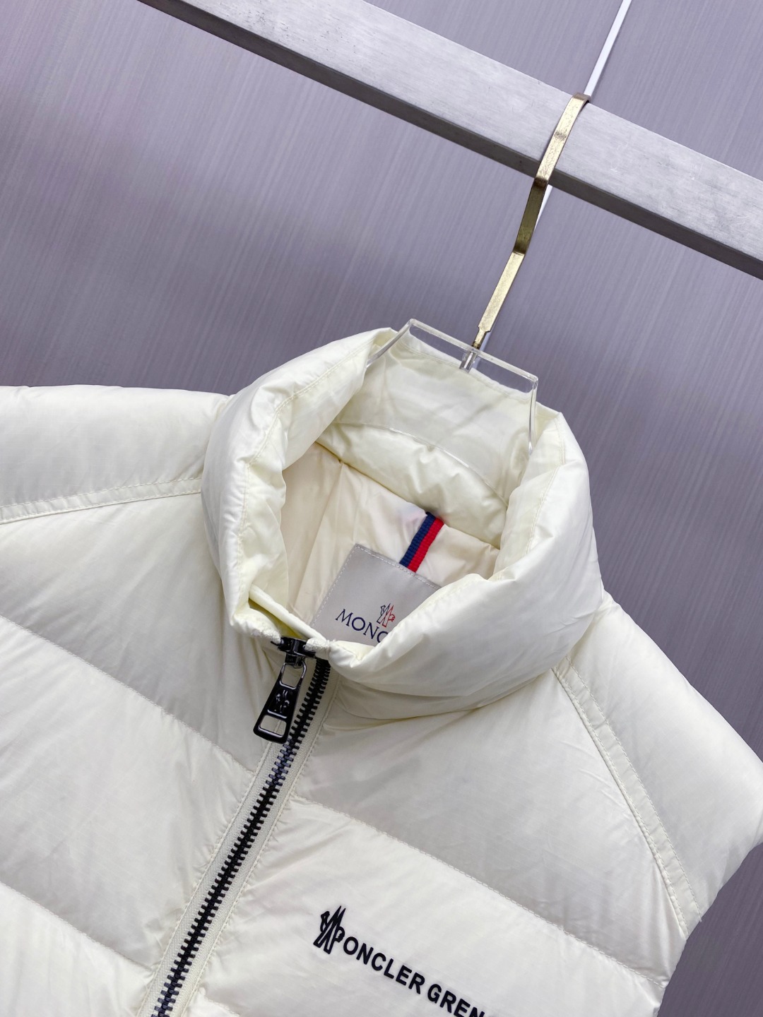 Moncler Down Vest White Duck Down Black M-l
