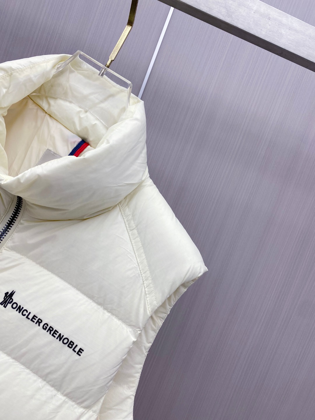 Moncler Down Vest White Duck Down Black M-l