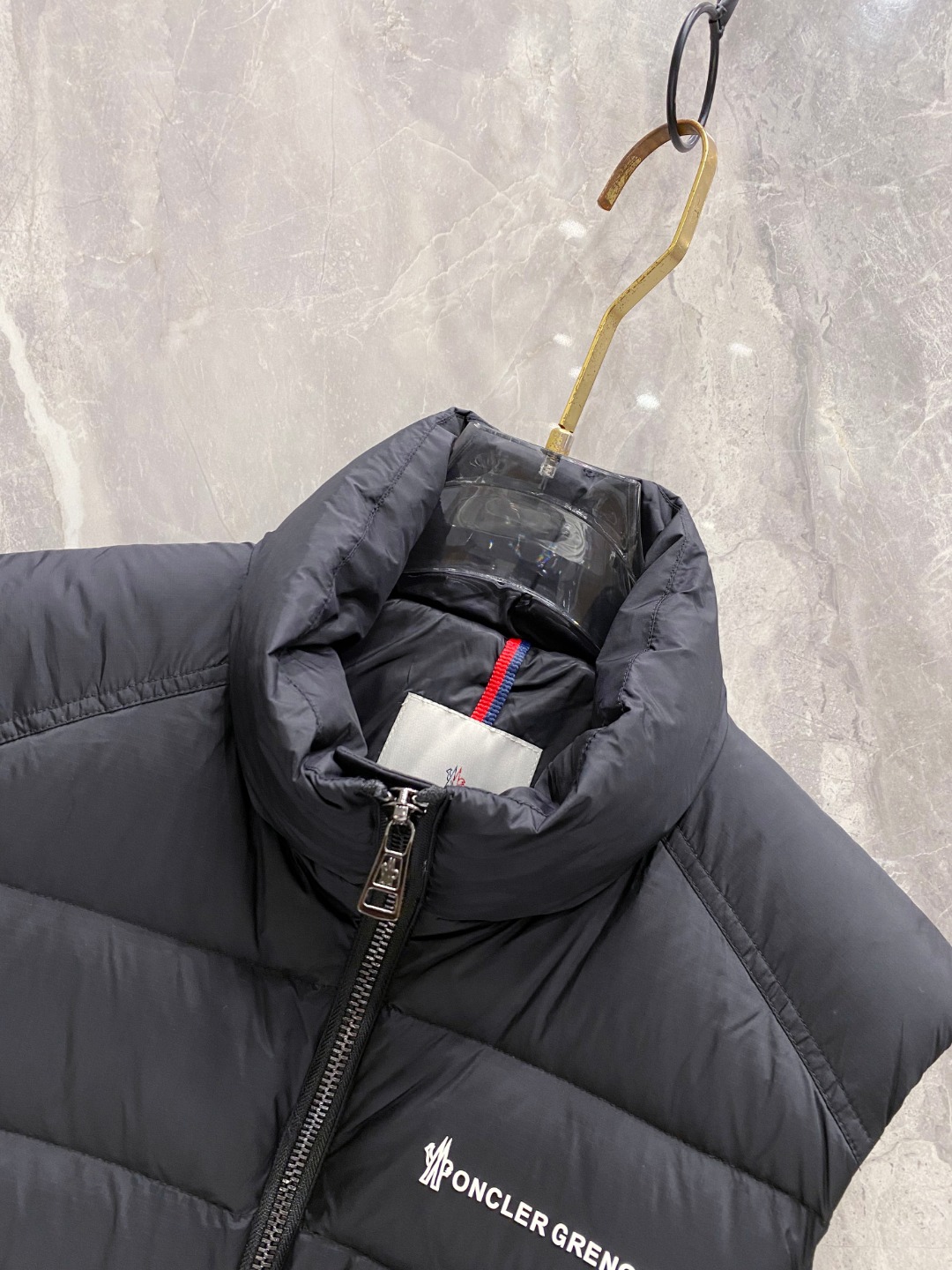 Moncler Down Vest White Duck Down Black M-l