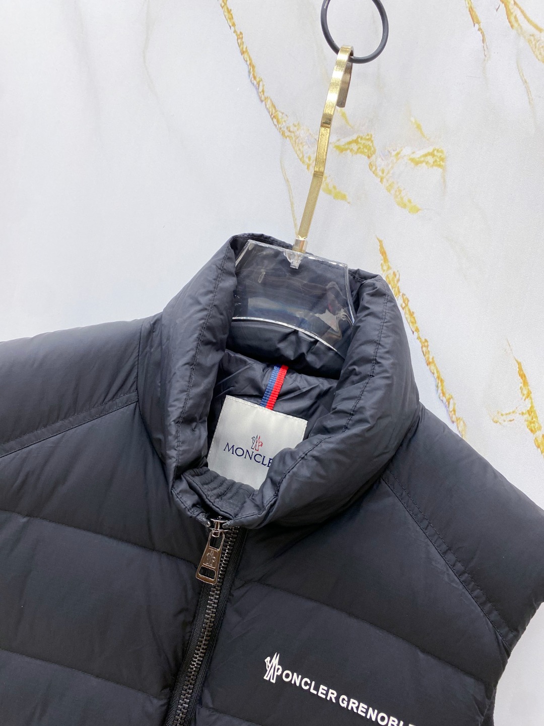 Moncler Down Vest White Duck Down Black M-l