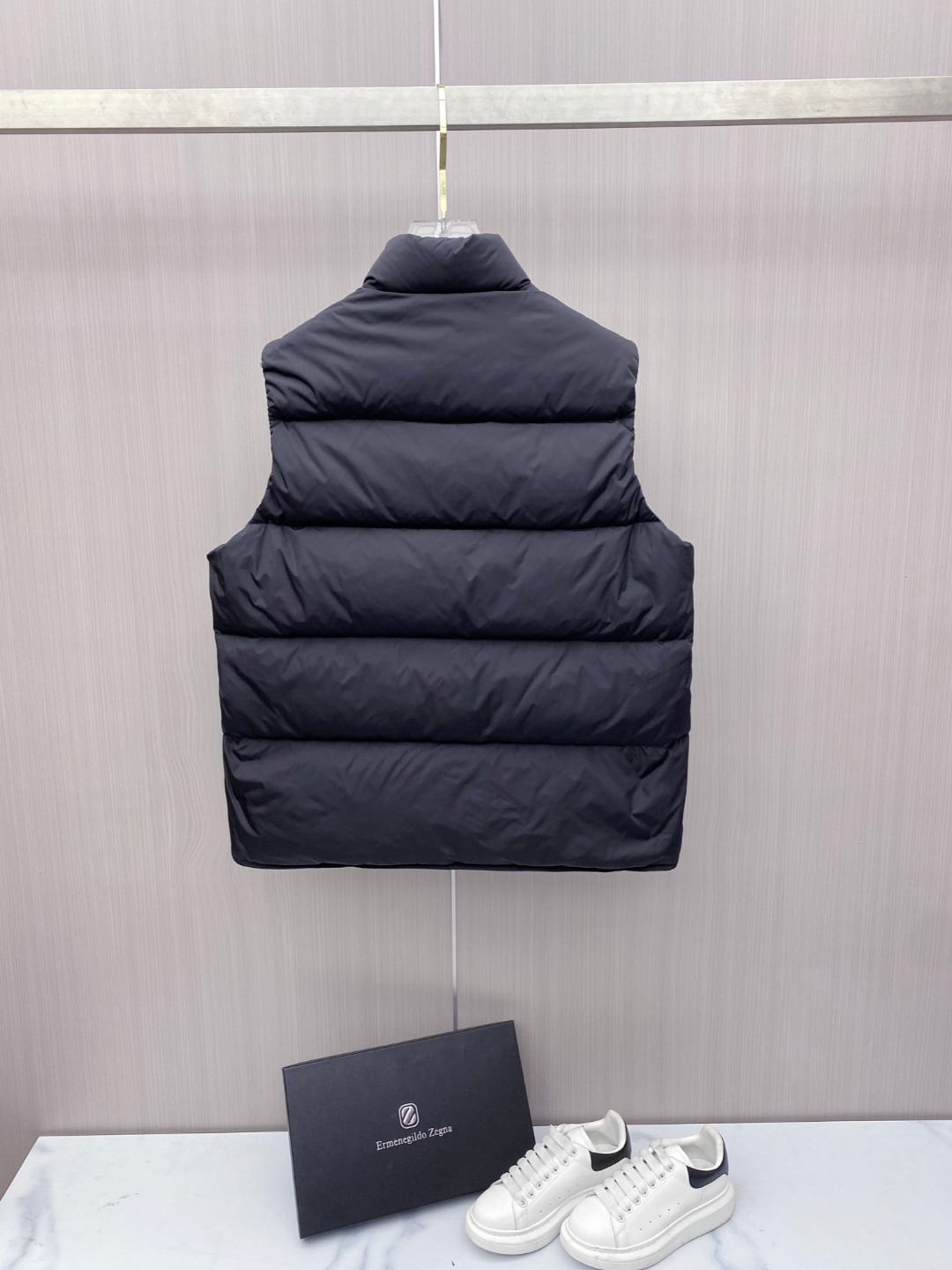 Prada Down Vest White Duck Down 56